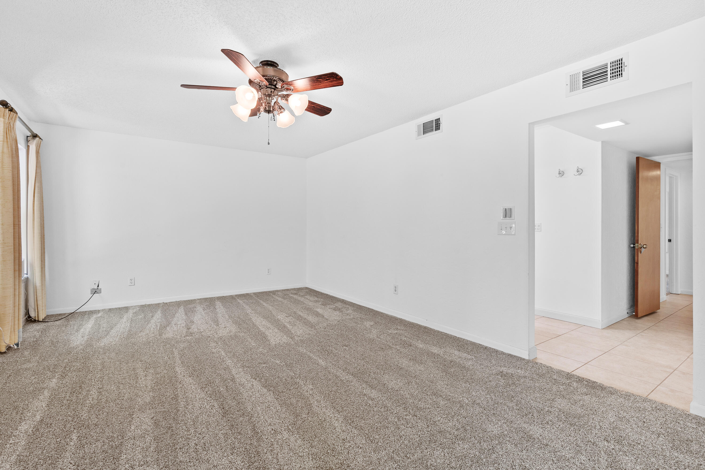 ROCKY BAYOU COUNTRY CLUB ESTATES 3 - Residential