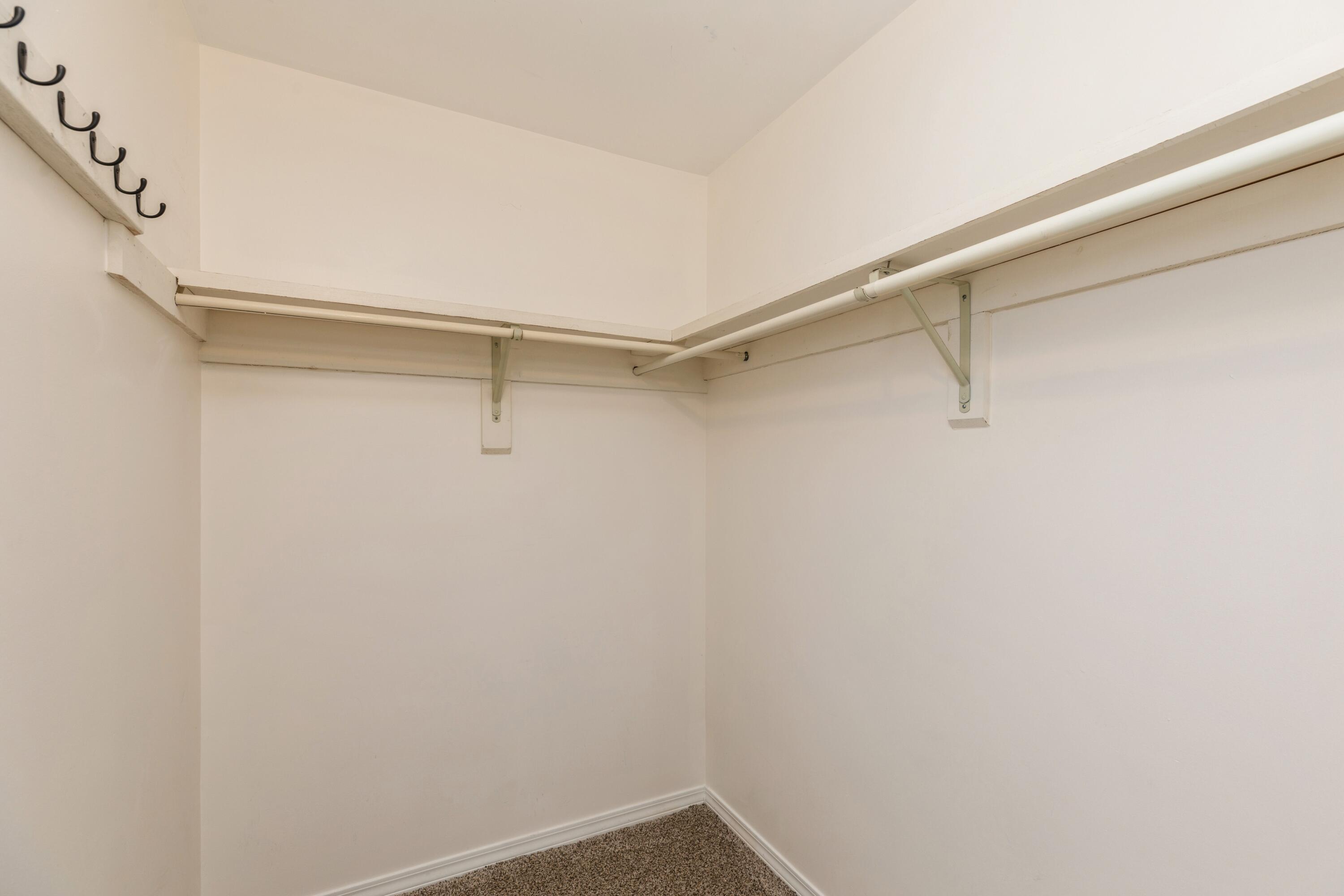 COUNTRYVIEW ESTATES 6TH ADDN PH1 - Residential