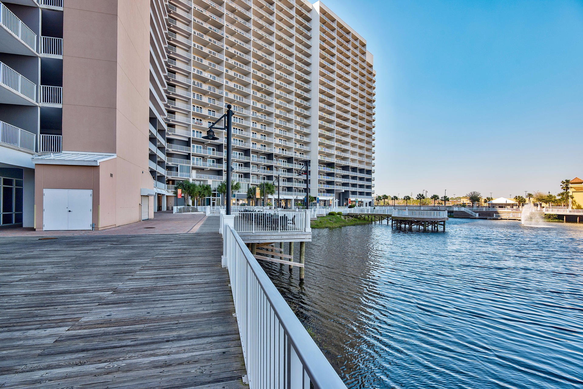 Laketown Wharf Phase II - Residential