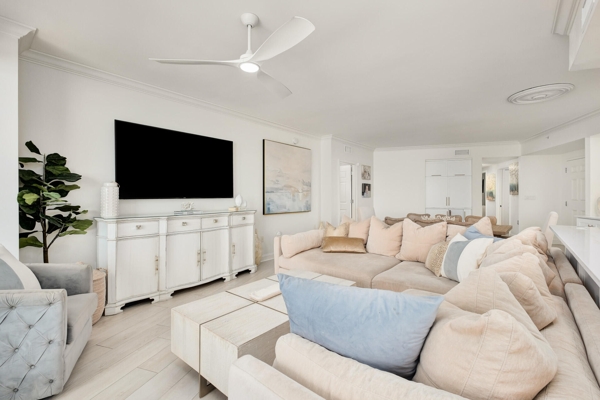 ST THOMAS AT SILVER SHELLS - Residential