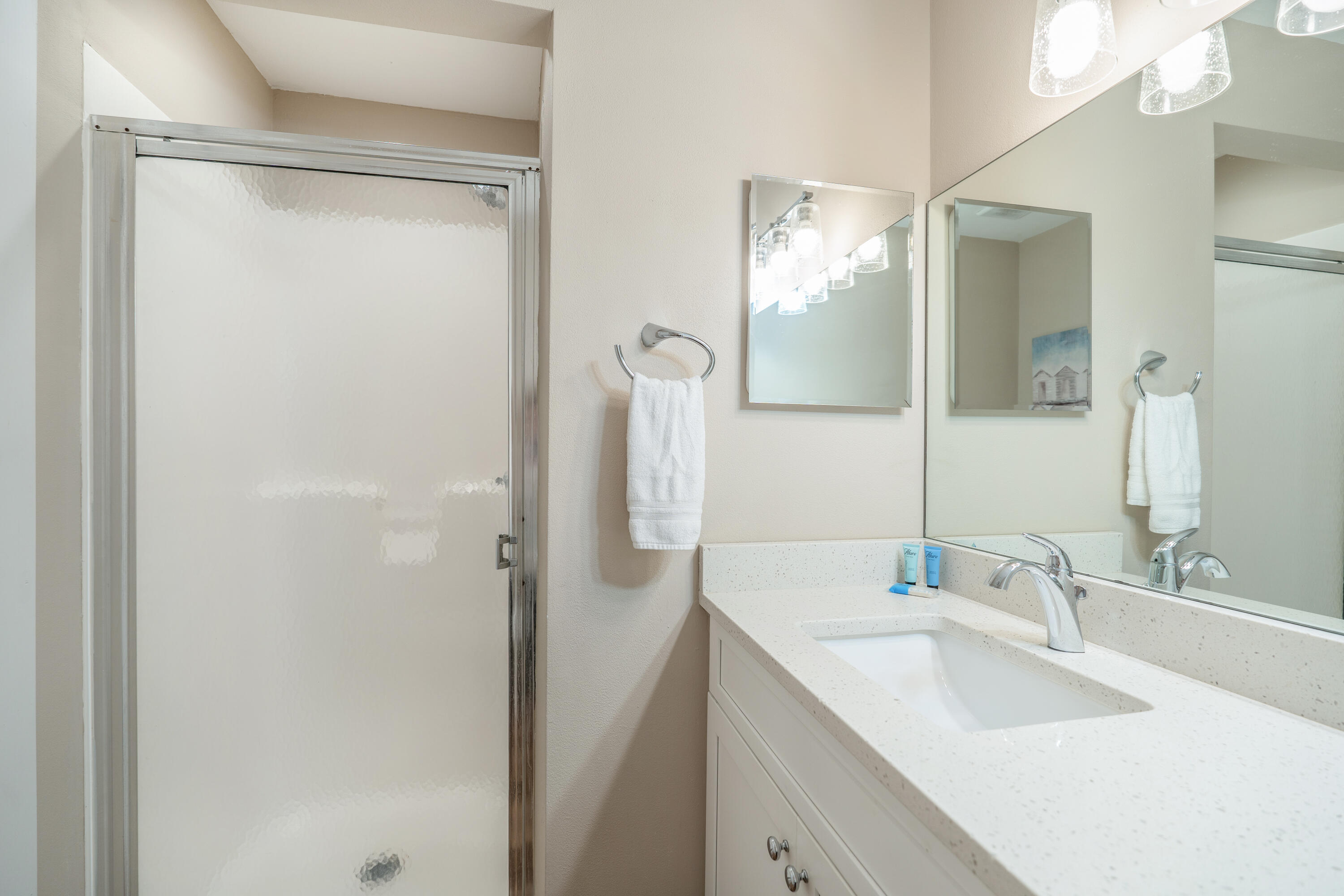 SANDPRINTS CONDO - Residential