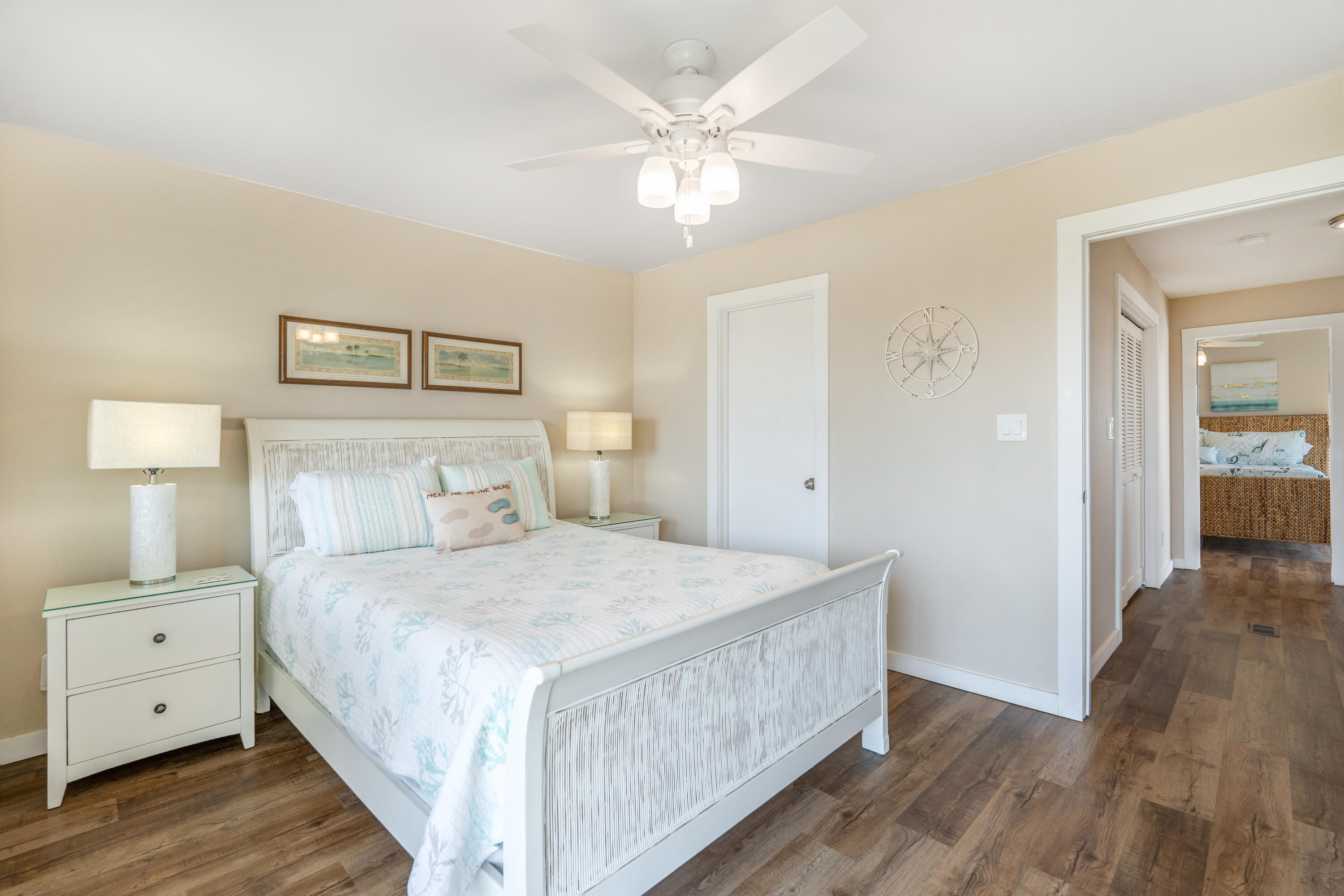 SANDPRINTS CONDO - Residential