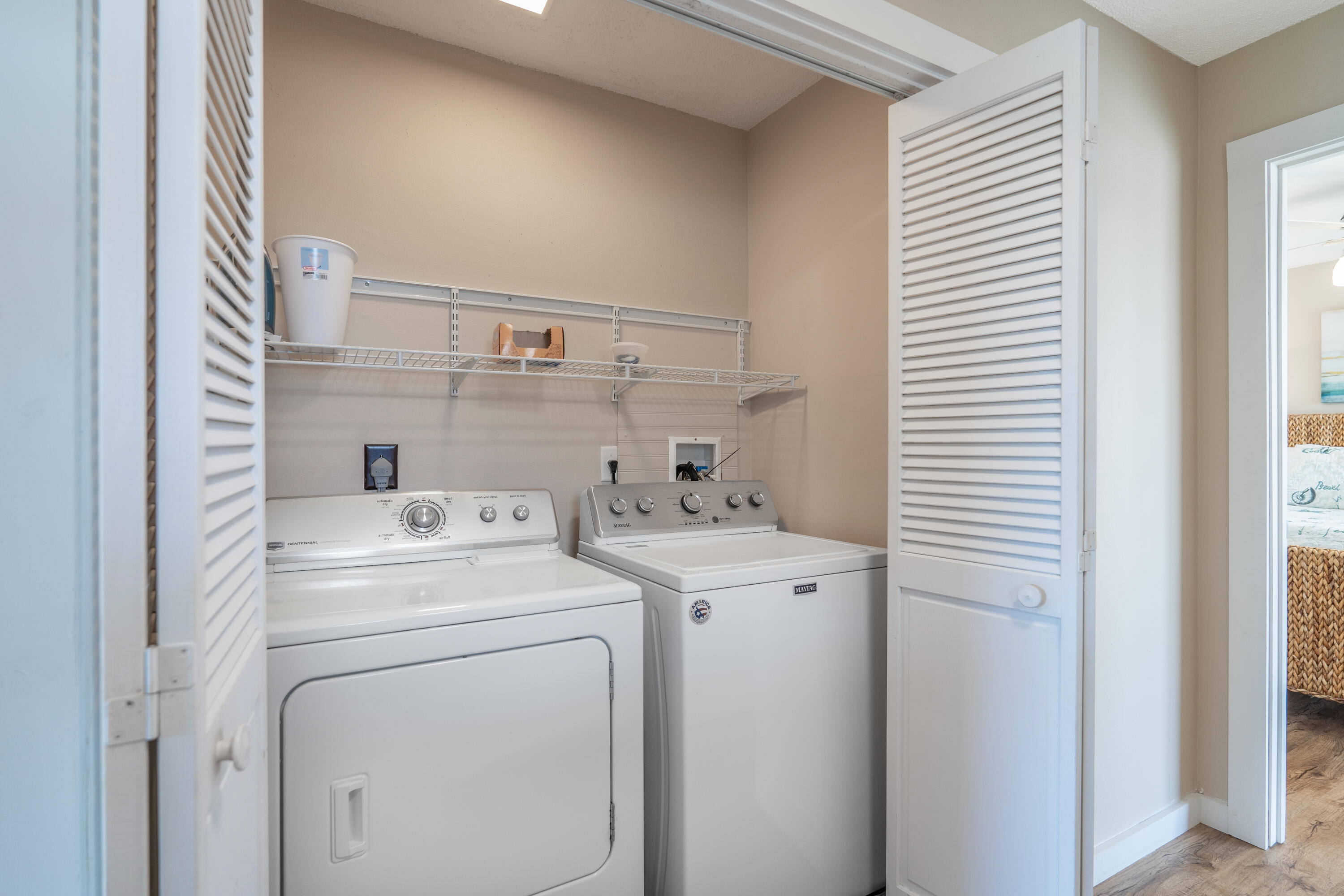 SANDPRINTS CONDO - Residential