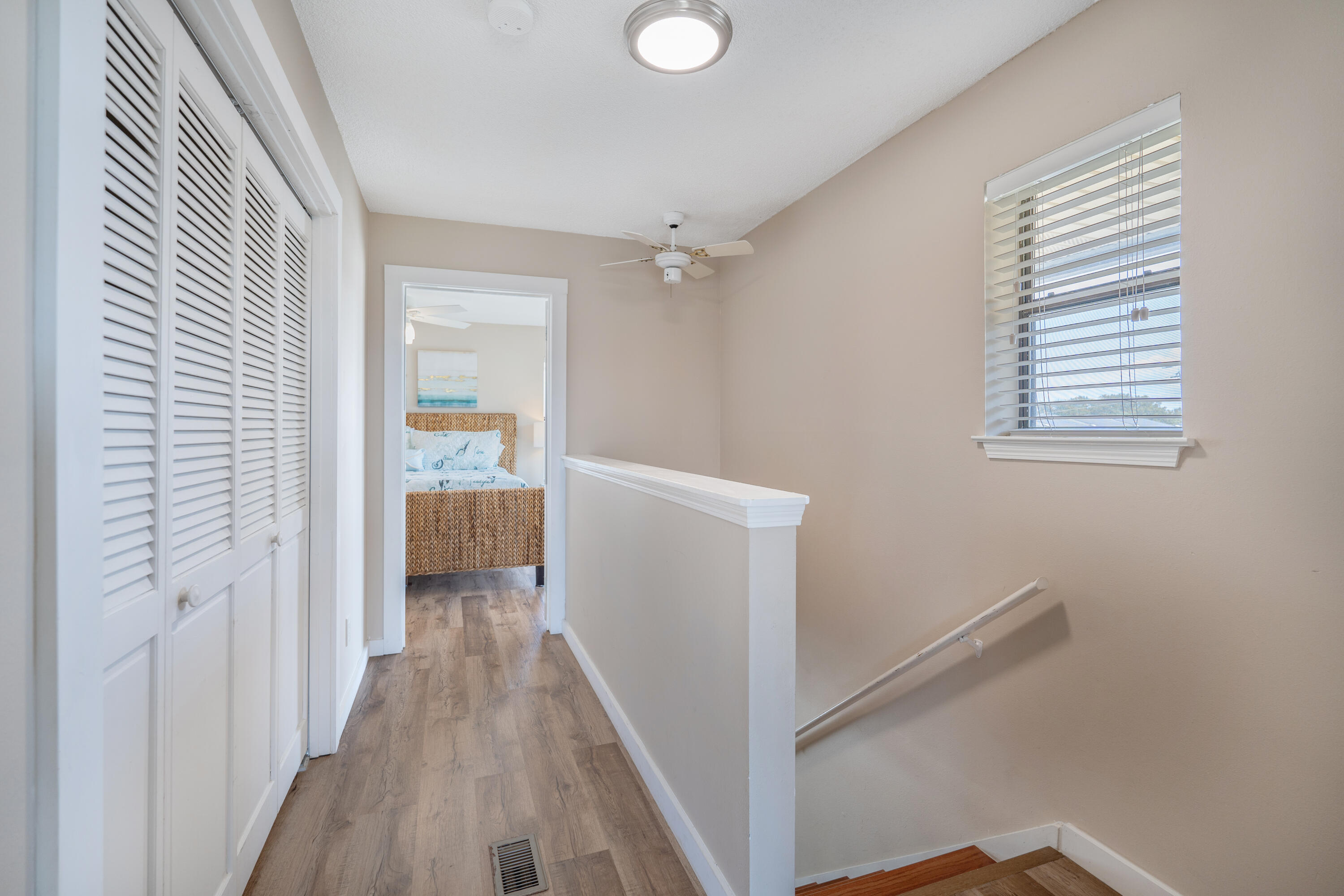 SANDPRINTS CONDO - Residential