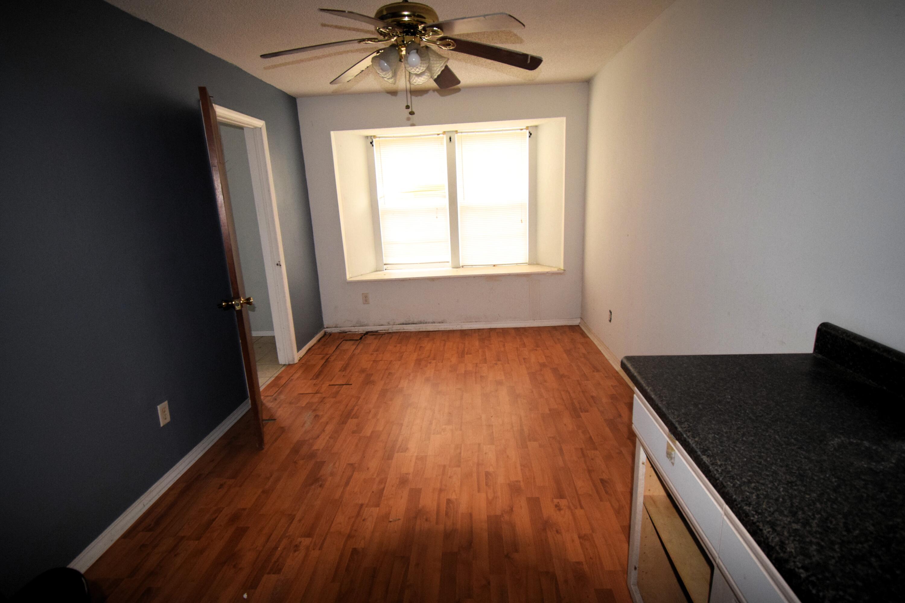 GARDEN CITY - Residential