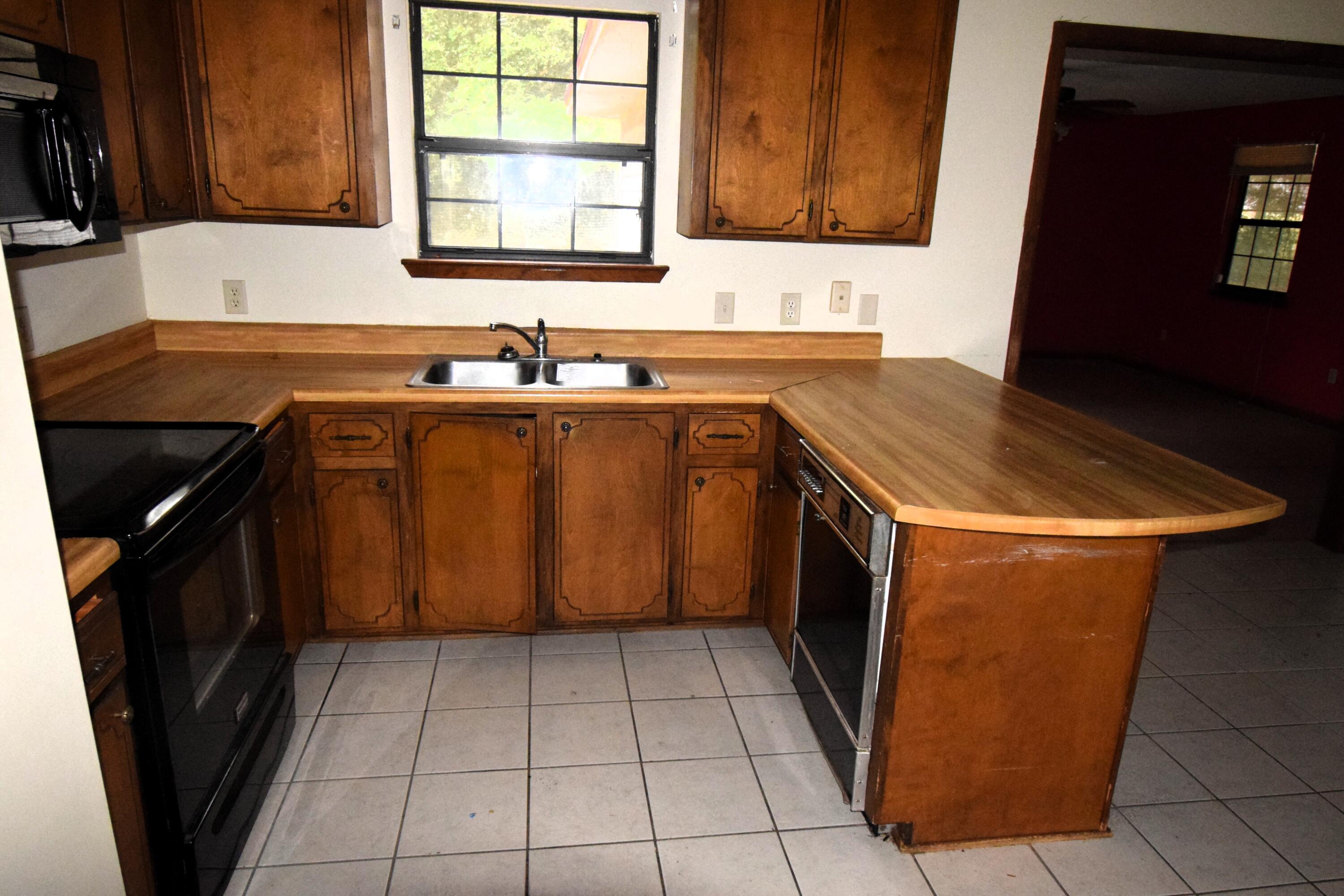 GARDEN CITY - Residential