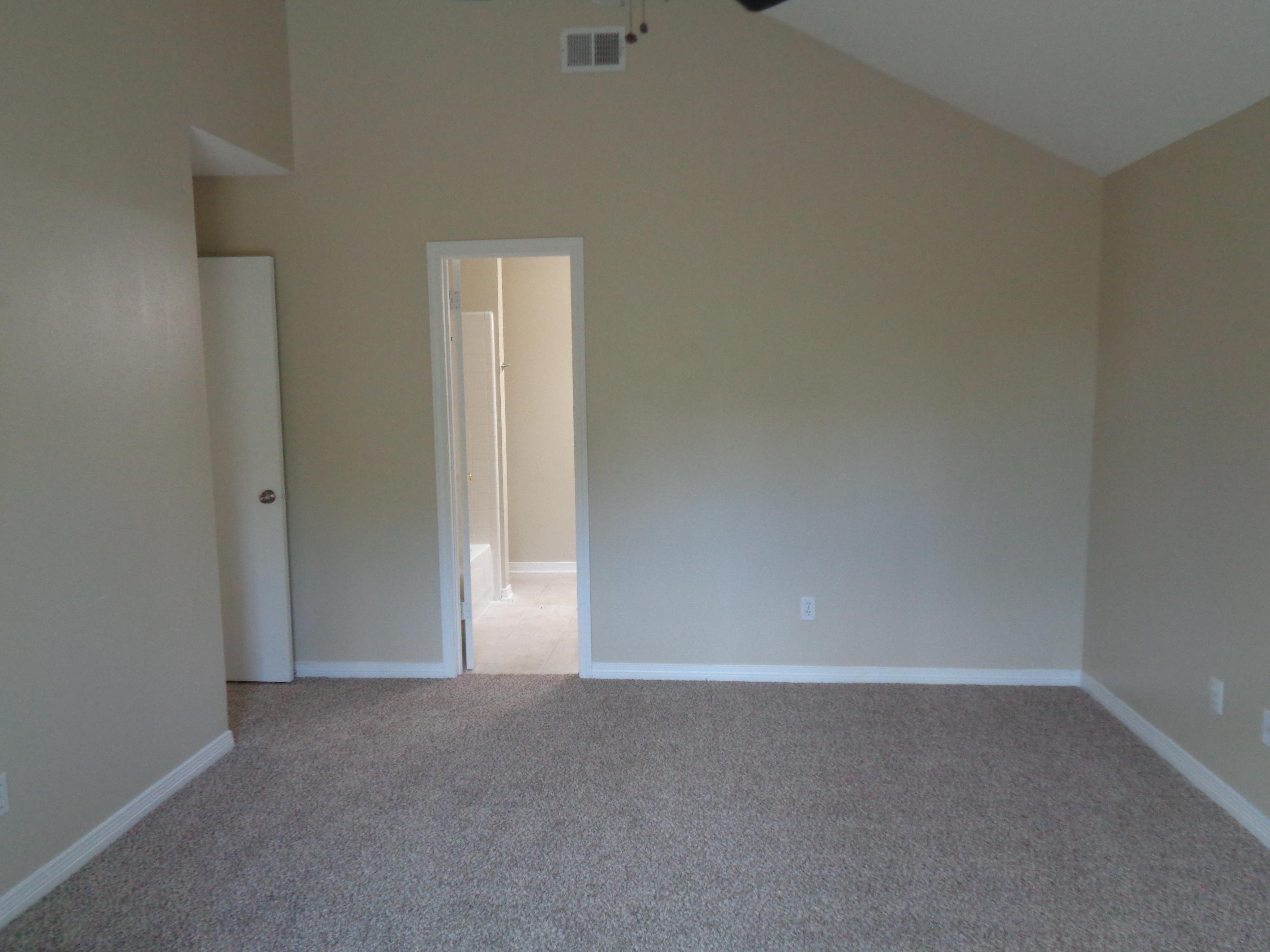 LAKE CHARLESTON - Residential