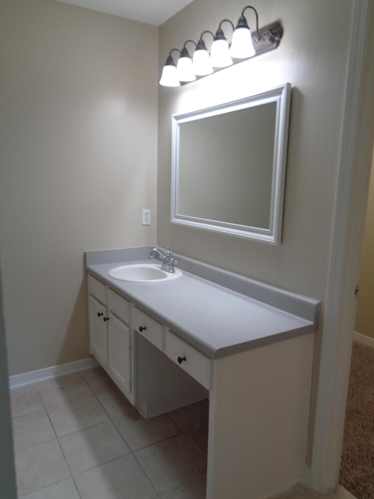 LAKE CHARLESTON - Residential