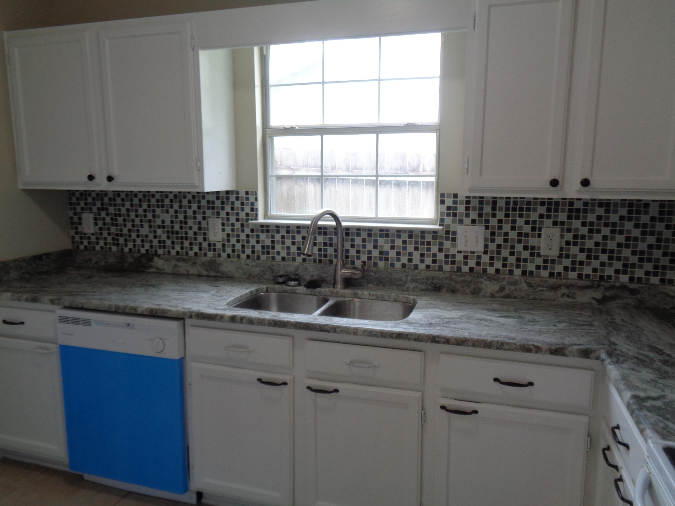 LAKE CHARLESTON - Residential