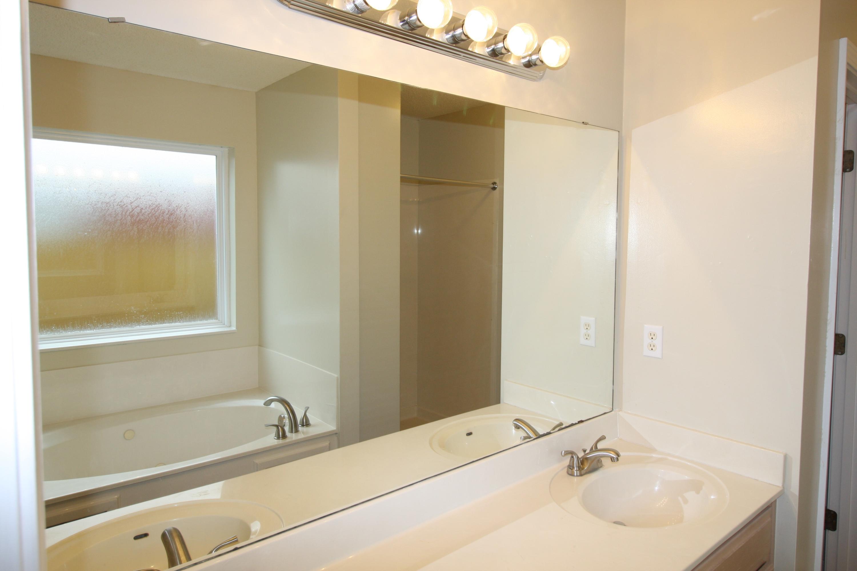 HARBOR BREEZE 1ST ADDN - Residential