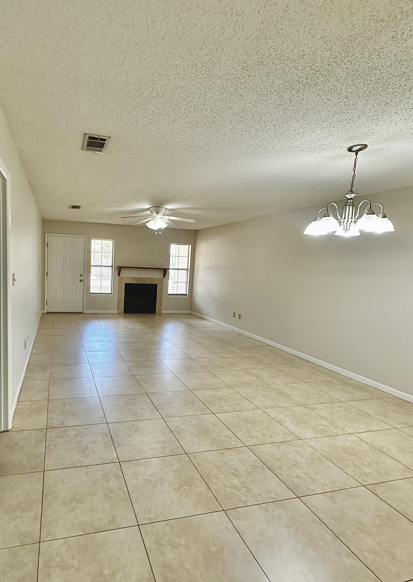 ACORN VILLAS - Residential