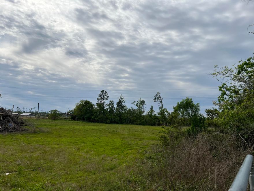 BEAUTIFUL GREEN ACRES IN PANAMA CITY!   Cleared piece of property.  No HOA or restrictions on this property according to the seller. Zoning: R-2 Duplex/Manufactured Home.  Just a little over 25 miles to white sandy beaches along the gulf coast as well as pier park in Panama City Beach where there is shopping, restaurants, and fun activities for the whole family.  17 miles to Tyndall Air Force base and 10 miles to town in Panama City.   The owner used the property for their horses.   It previously had a barn a on the property that has been taken down.  Additional piece of land available (MLS 920312 - ECAR).  No utilities on the property.