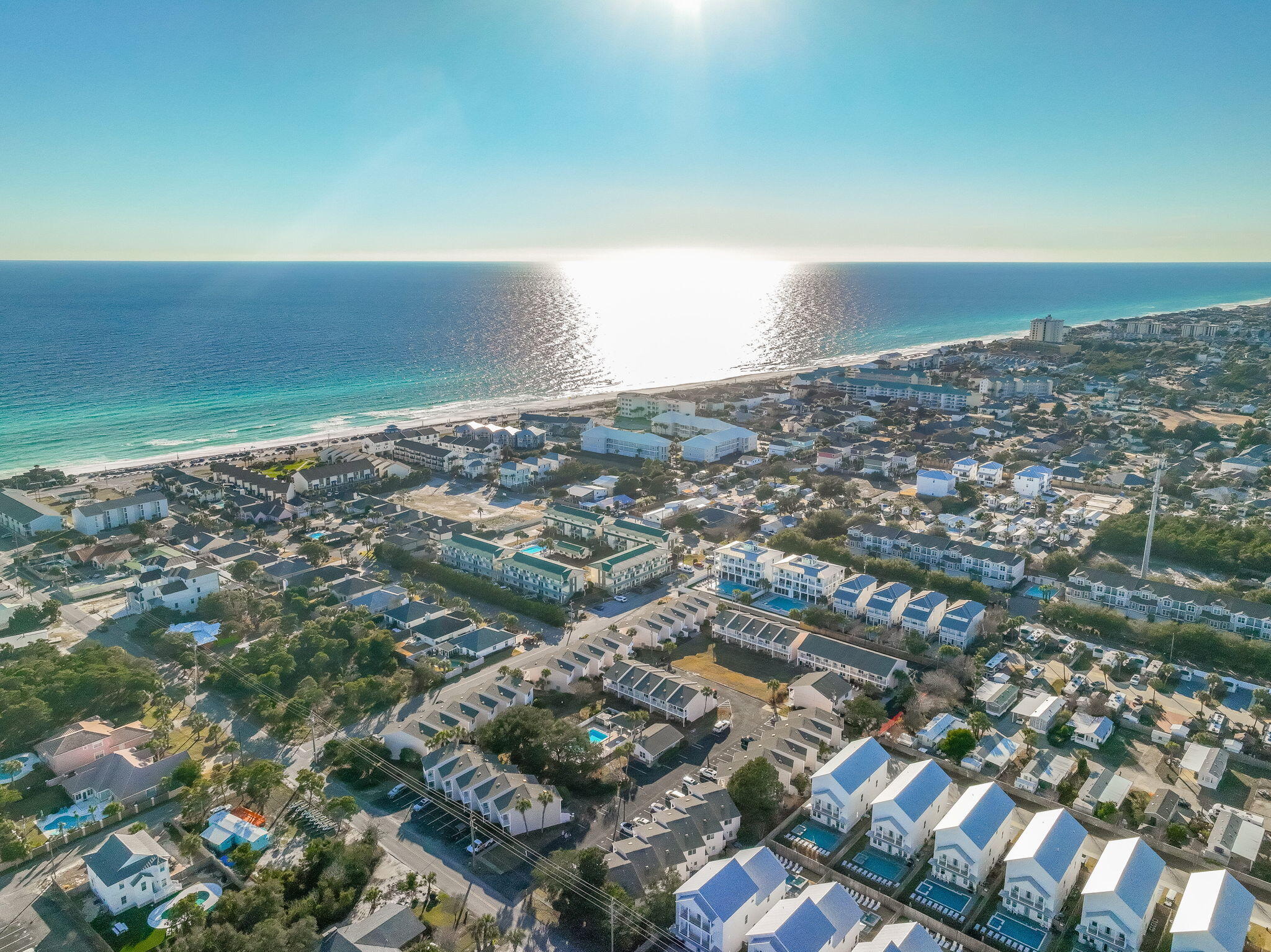 WOODLAND SHORES T/H PH 3 - Residential