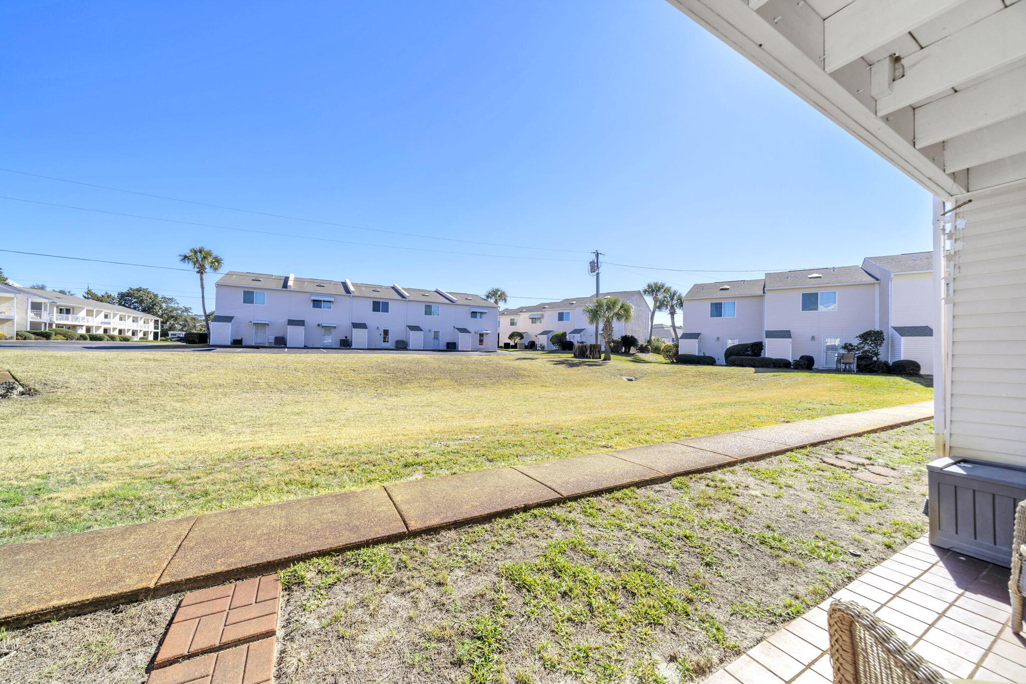 WOODLAND SHORES T/H PH 3 - Residential