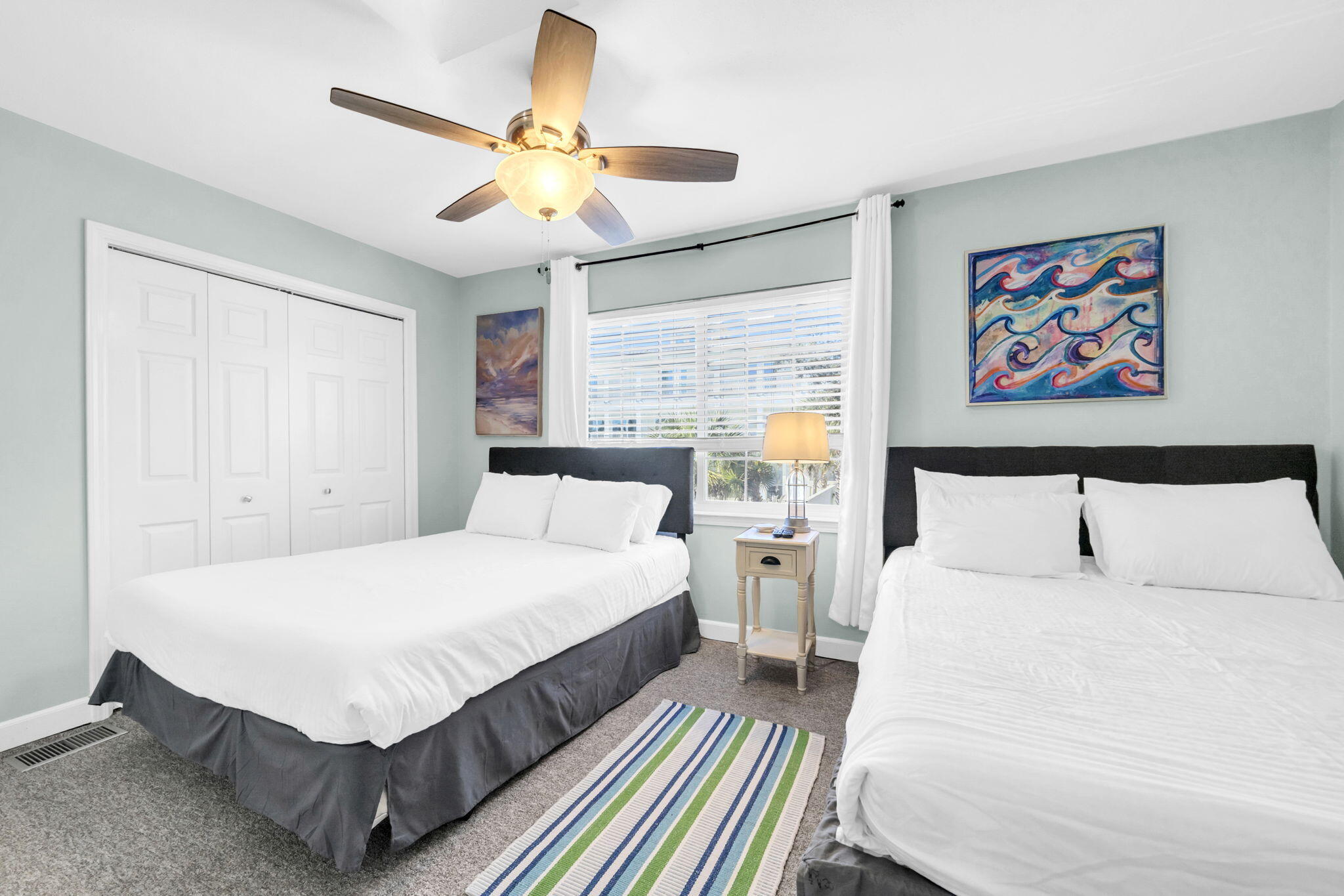 WOODLAND SHORES T/H PH 3 - Residential