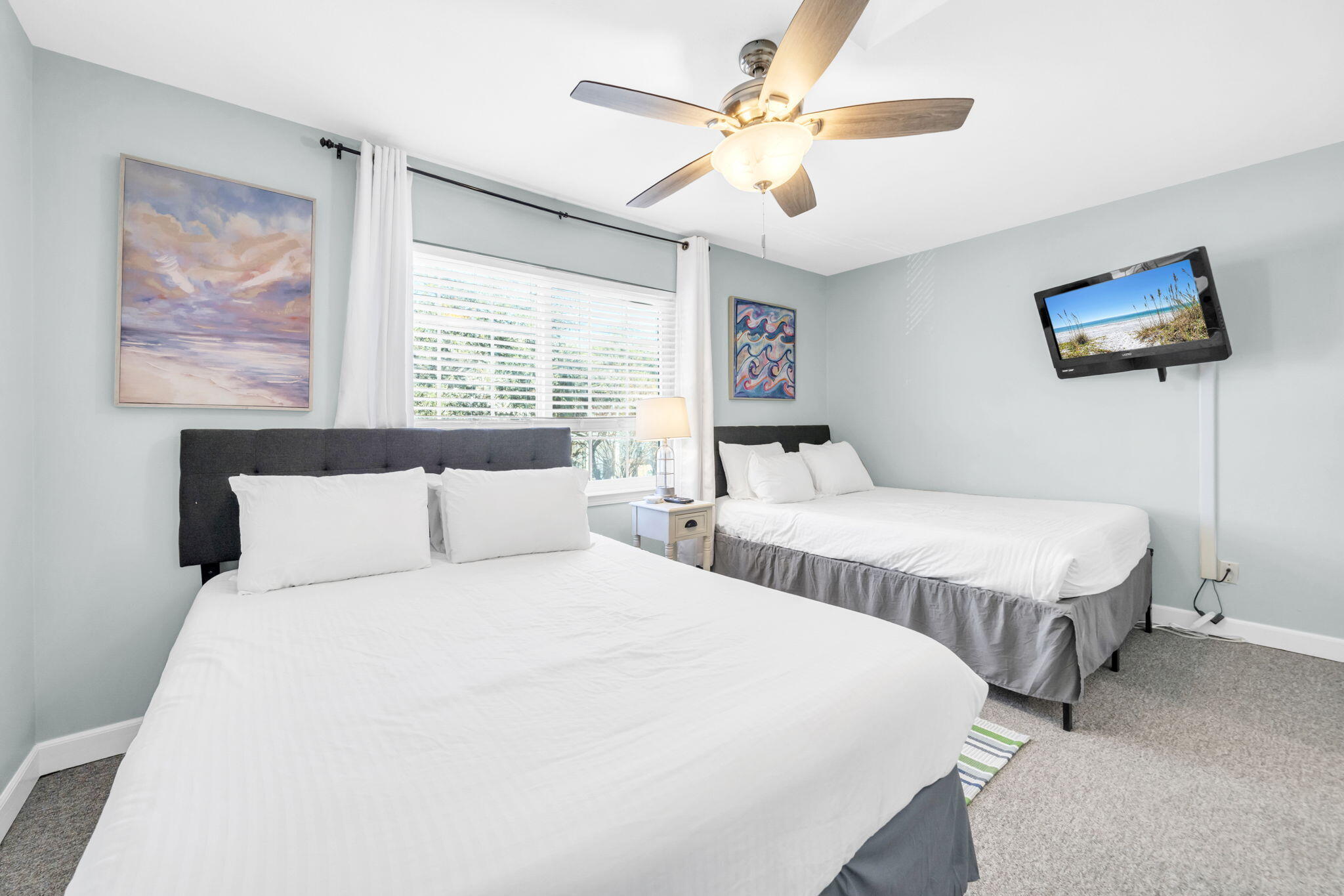 WOODLAND SHORES T/H PH 3 - Residential