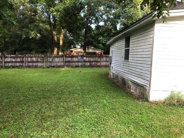 CRESTVIEW - Residential