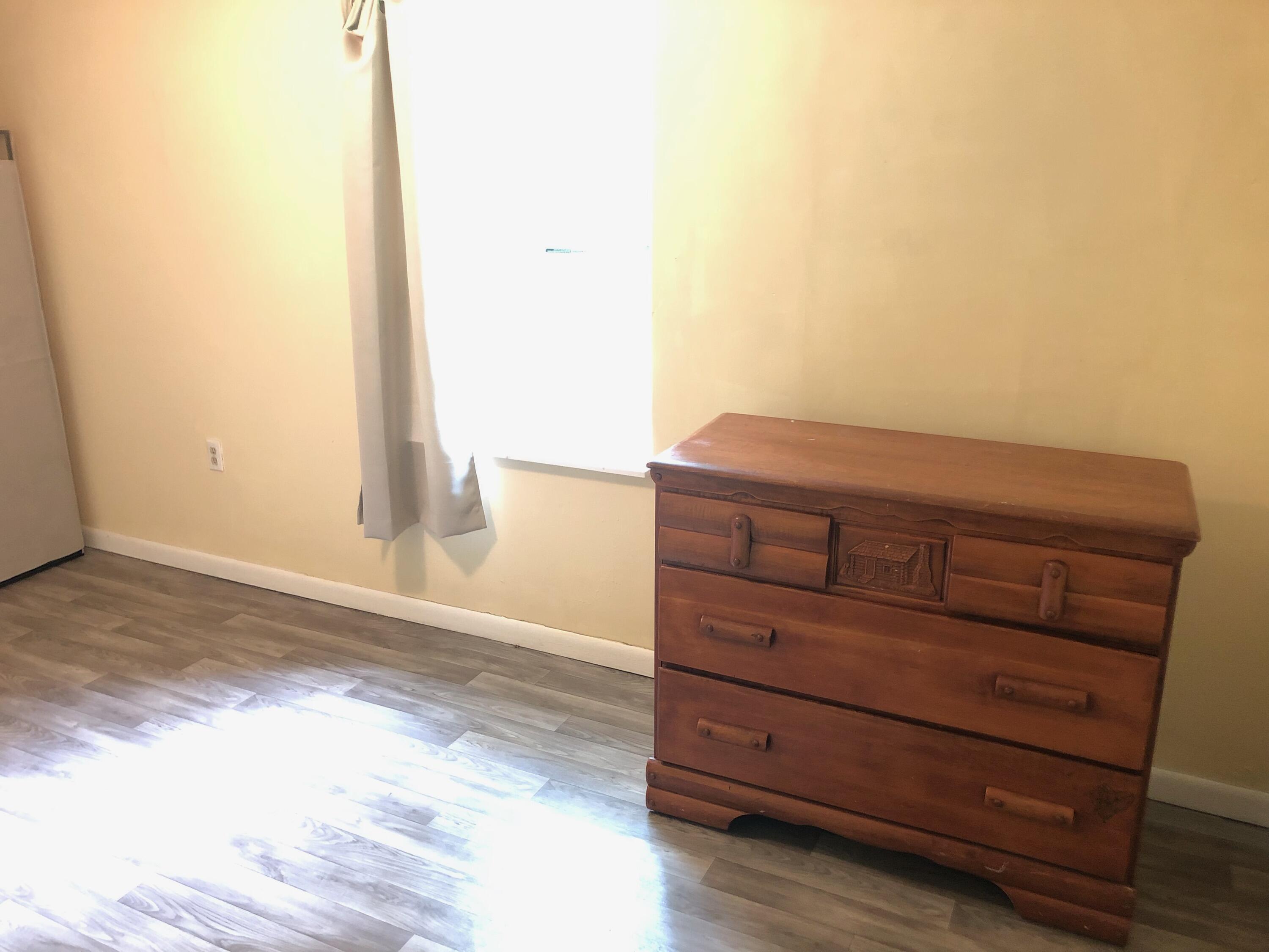 CRESTVIEW - Residential