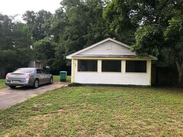 CRESTVIEW - Residential