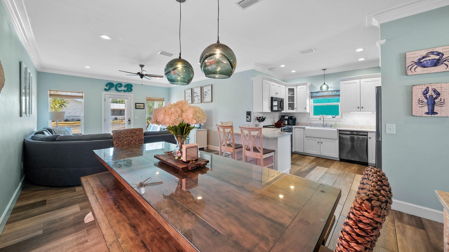 LAGUNA BEACH ESTATES - Residential