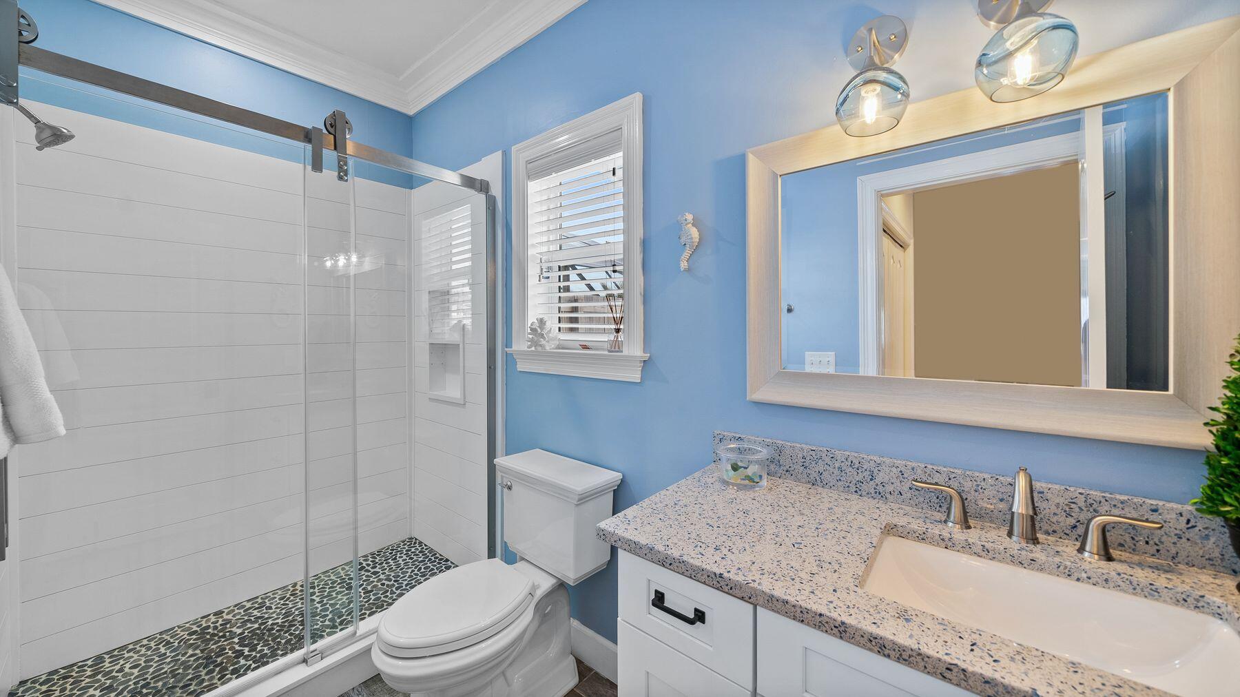 LAGUNA BEACH ESTATES - Residential