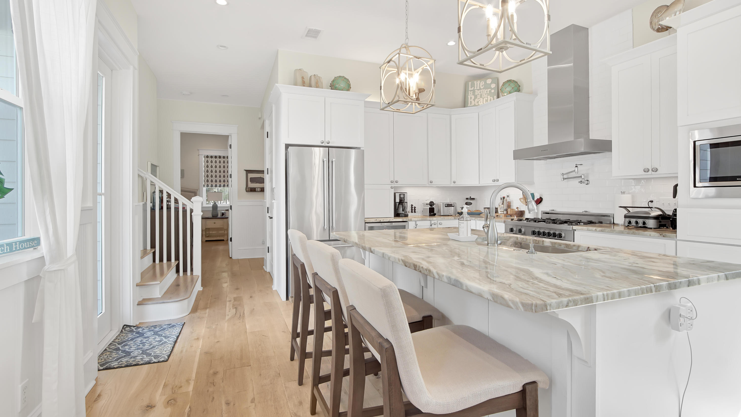 COTTAGES AT EASTERN LAKE - Residential