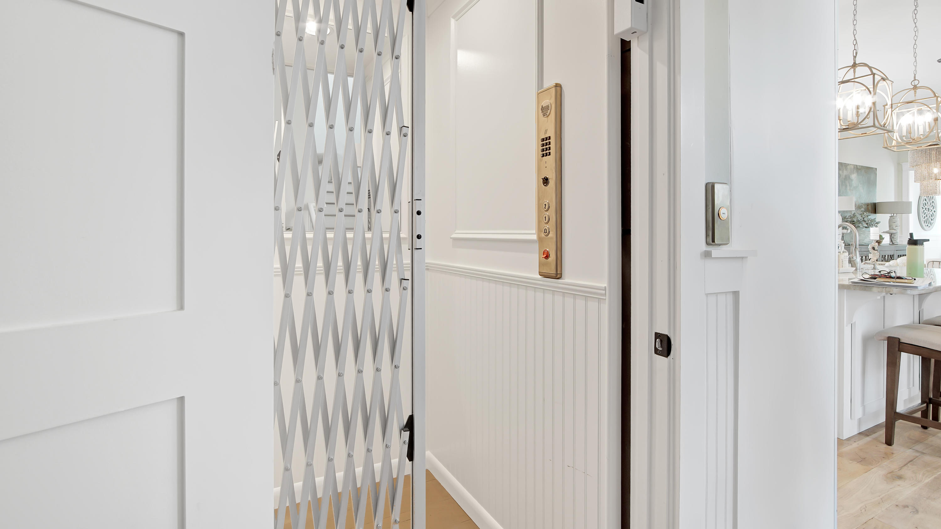 COTTAGES AT EASTERN LAKE - Residential