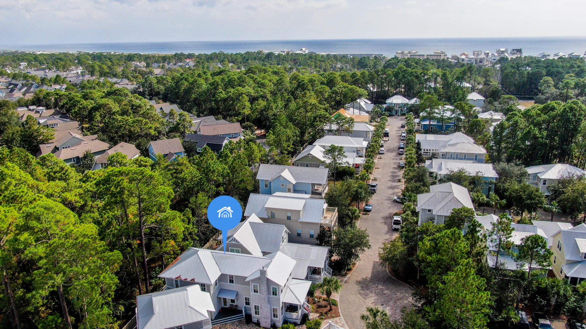 COTTAGES AT EASTERN LAKE - Residential