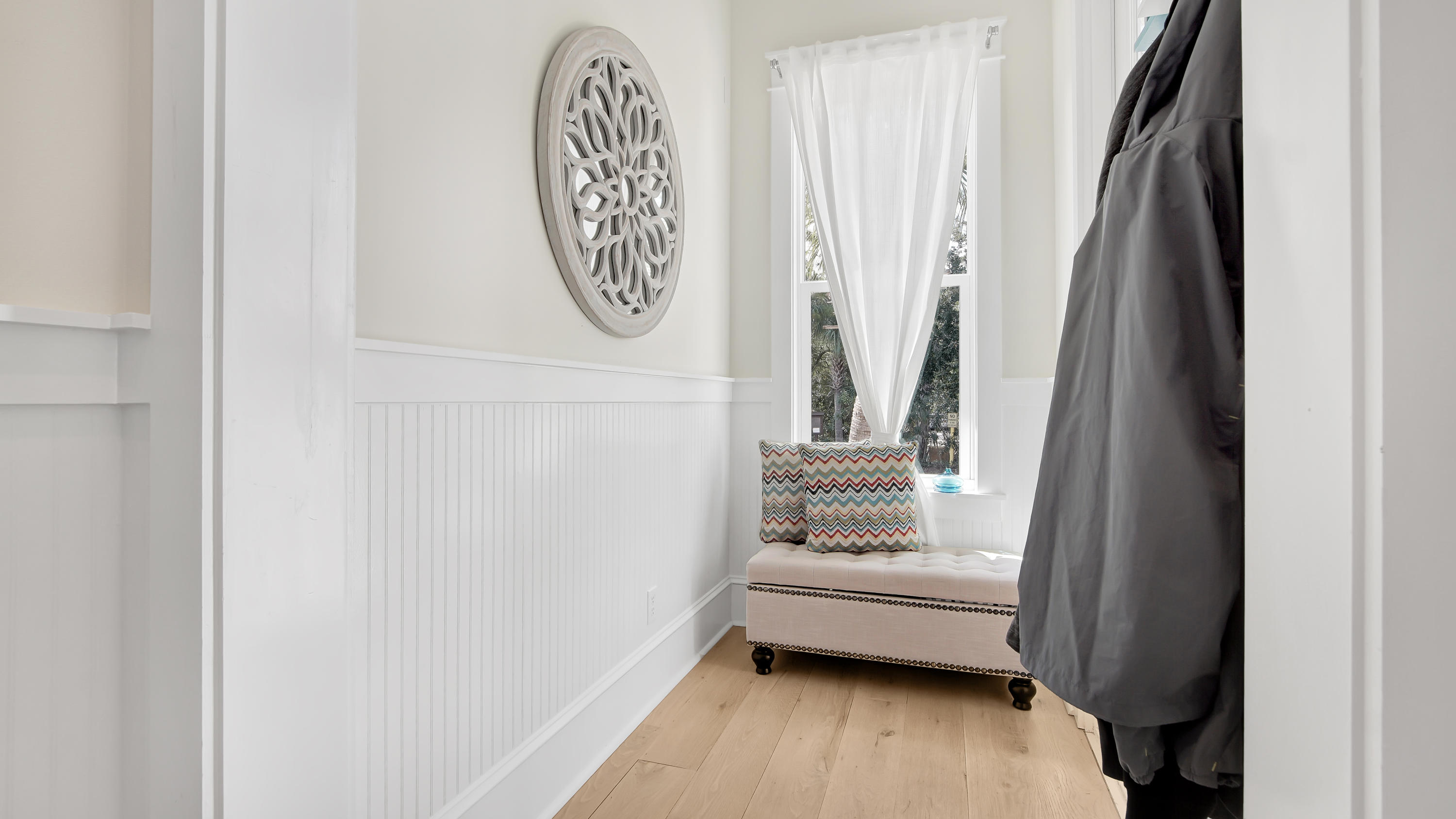 COTTAGES AT EASTERN LAKE - Residential