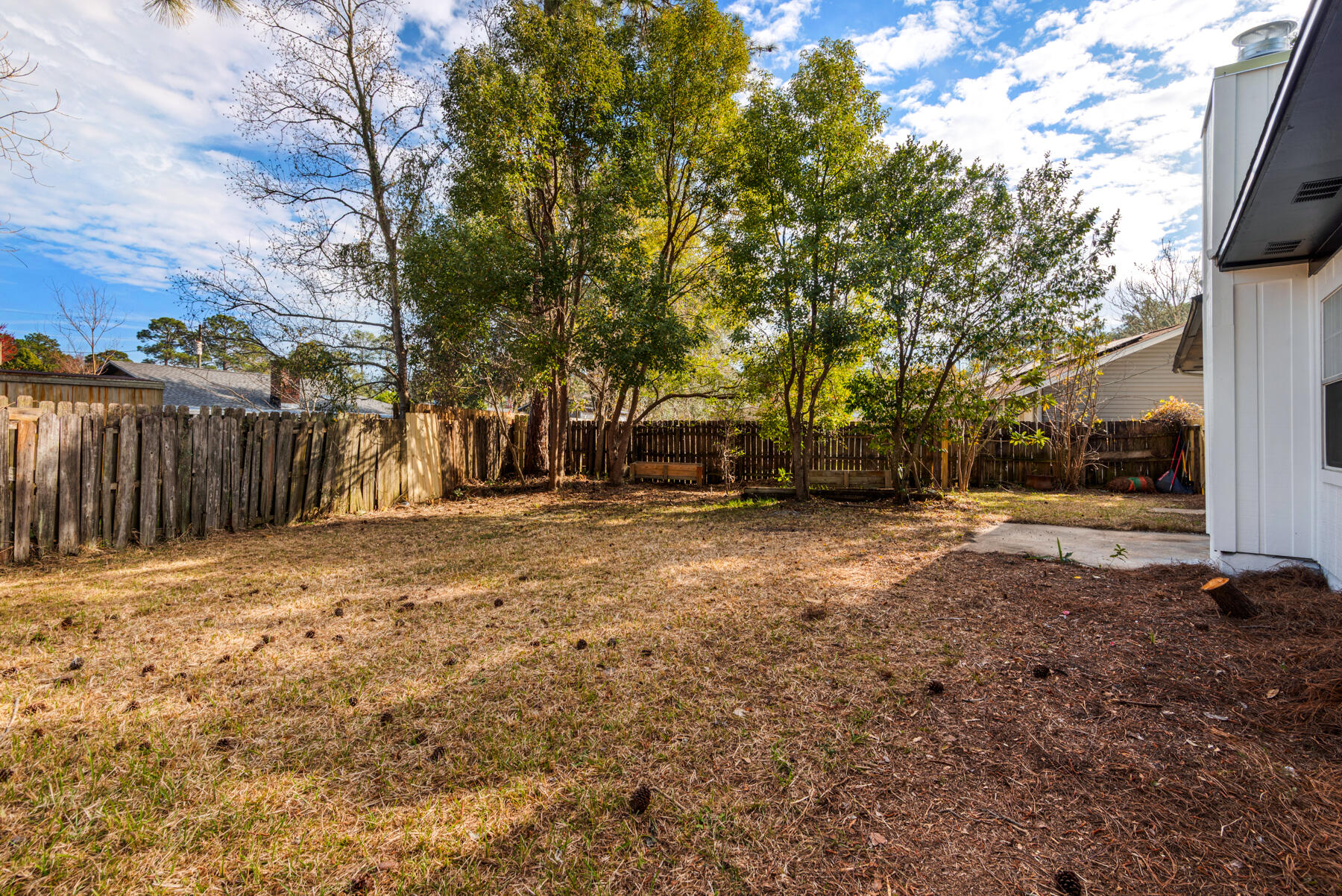 PINE MEADOWS - Residential