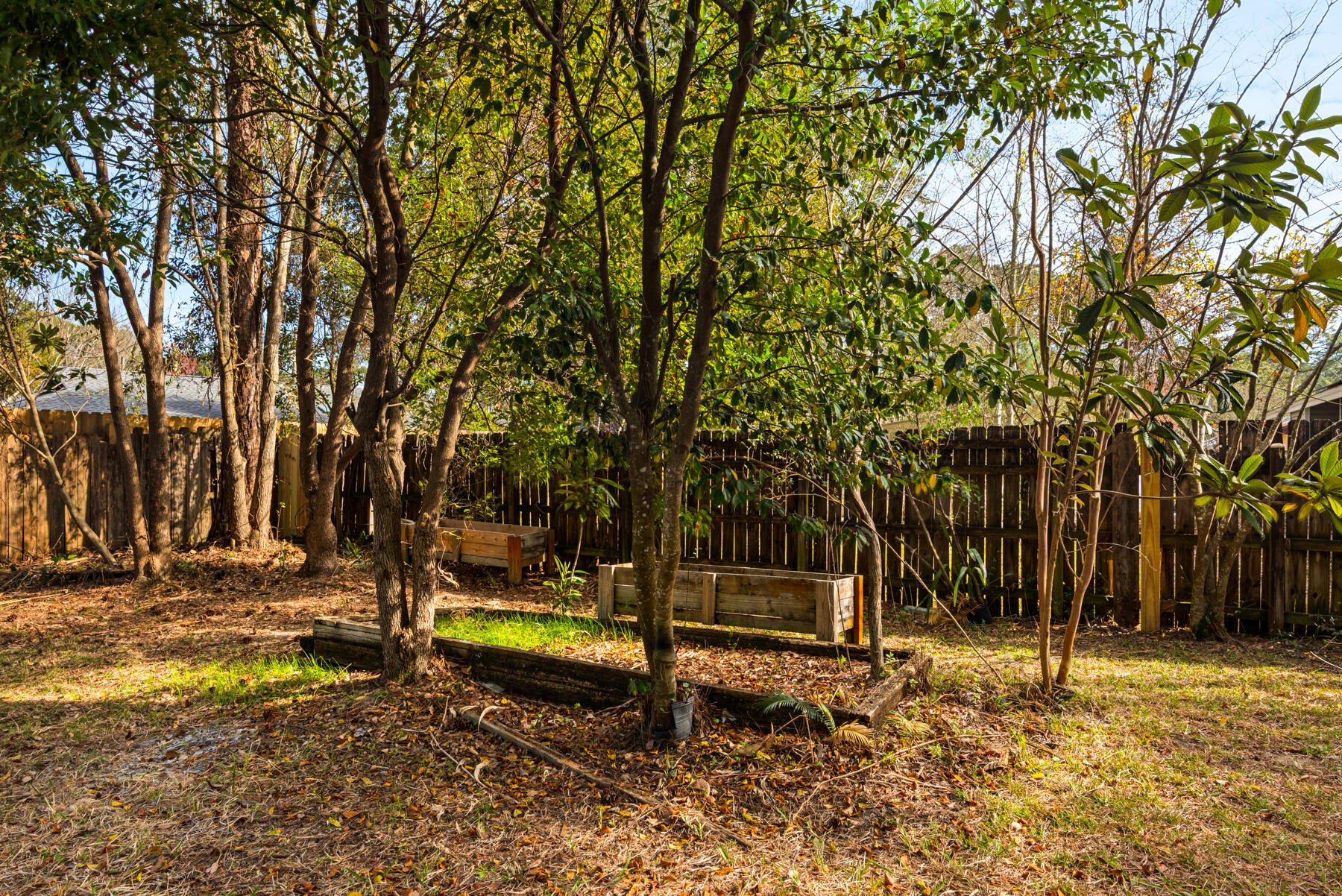 PINE MEADOWS - Residential