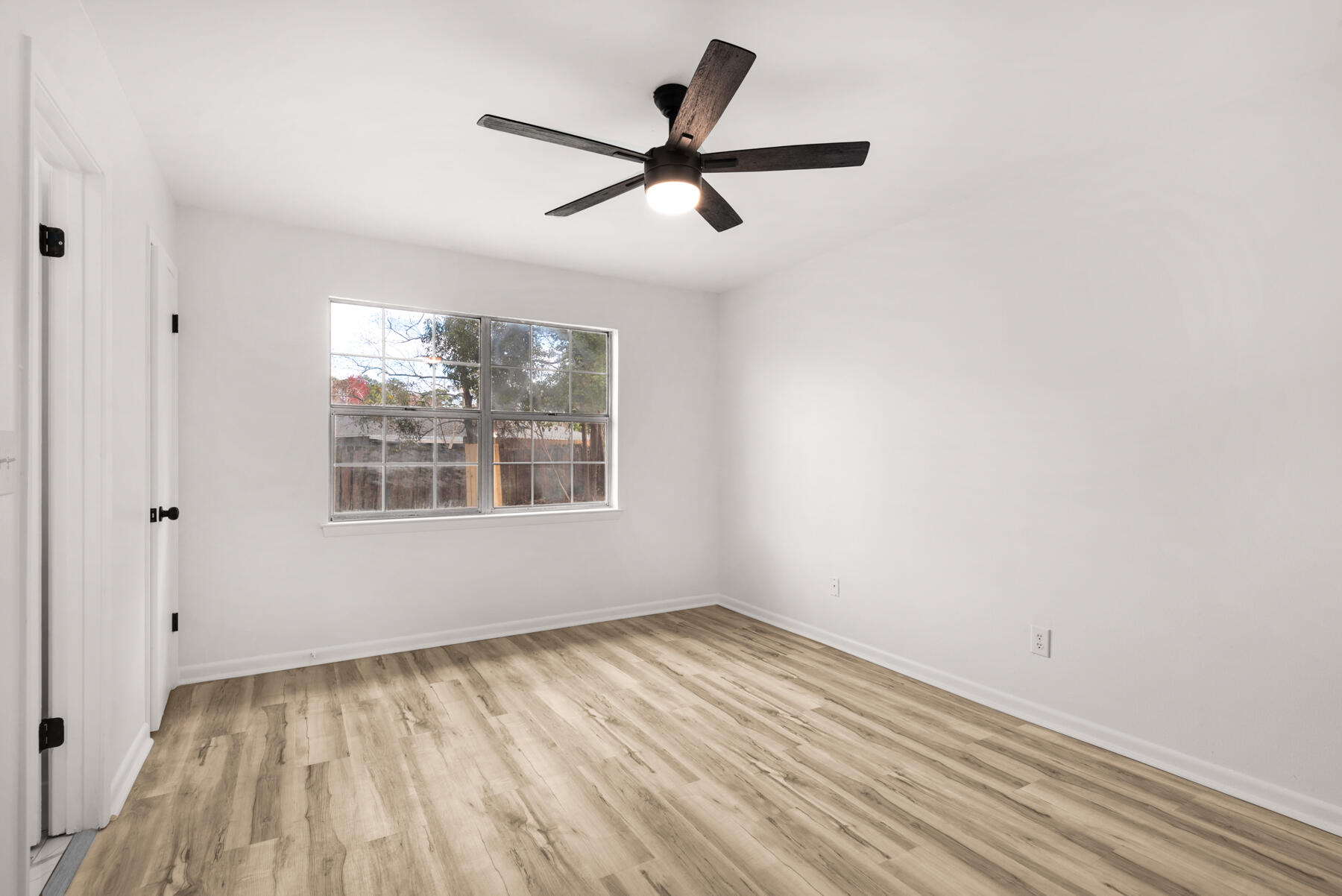 PINE MEADOWS - Residential