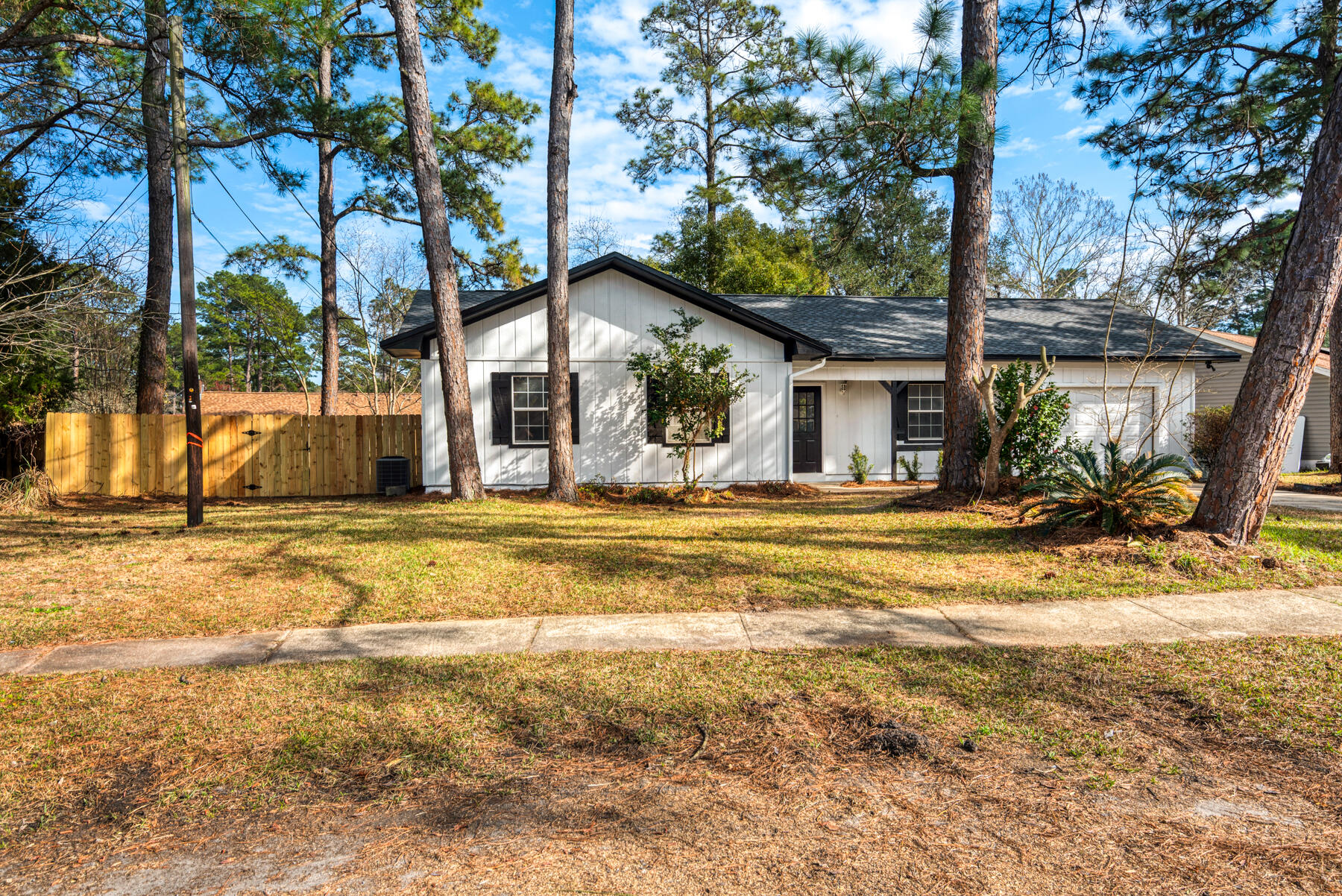 PINE MEADOWS - Residential