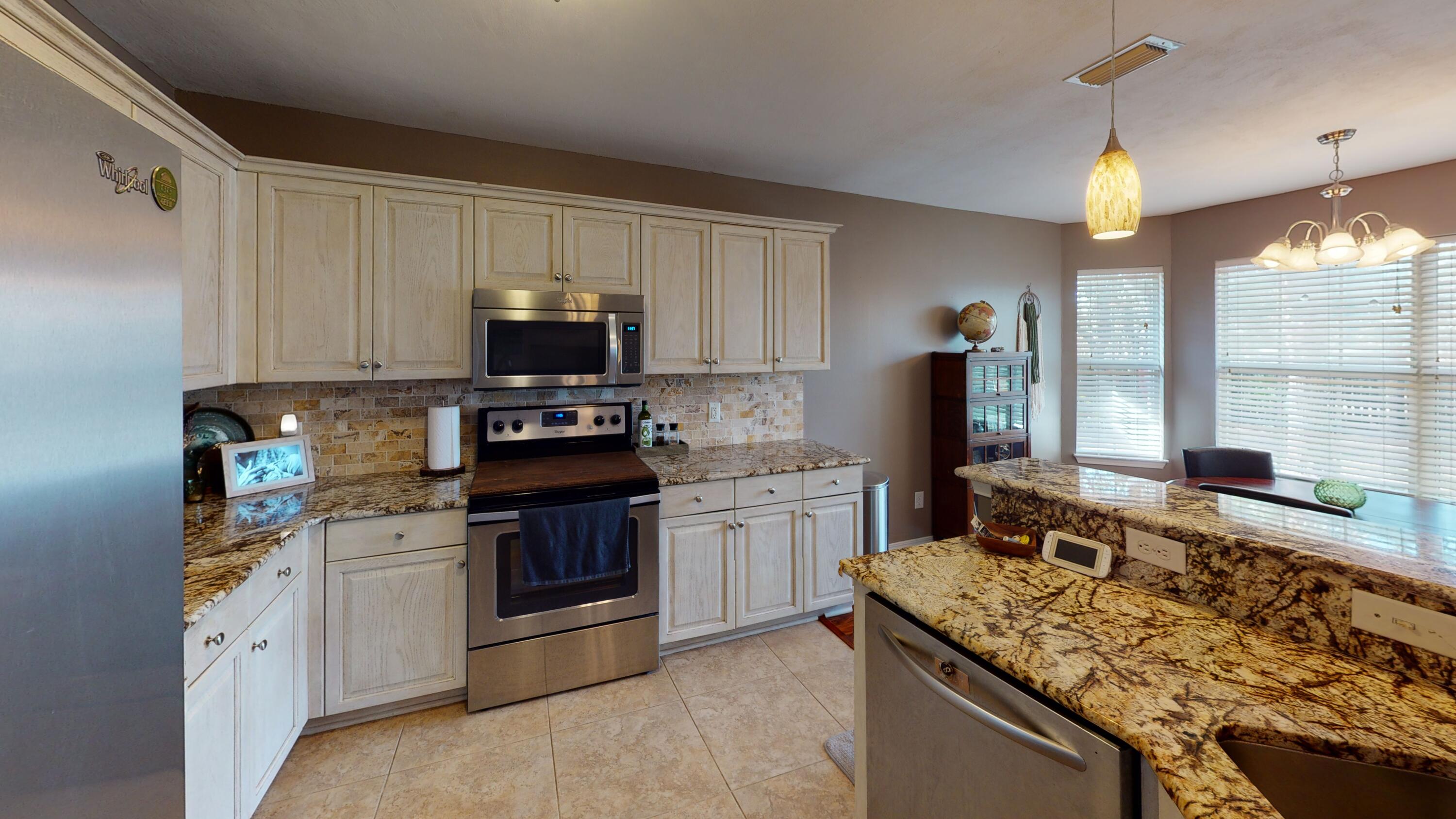 HOLLEY BY THE SEA - Residential