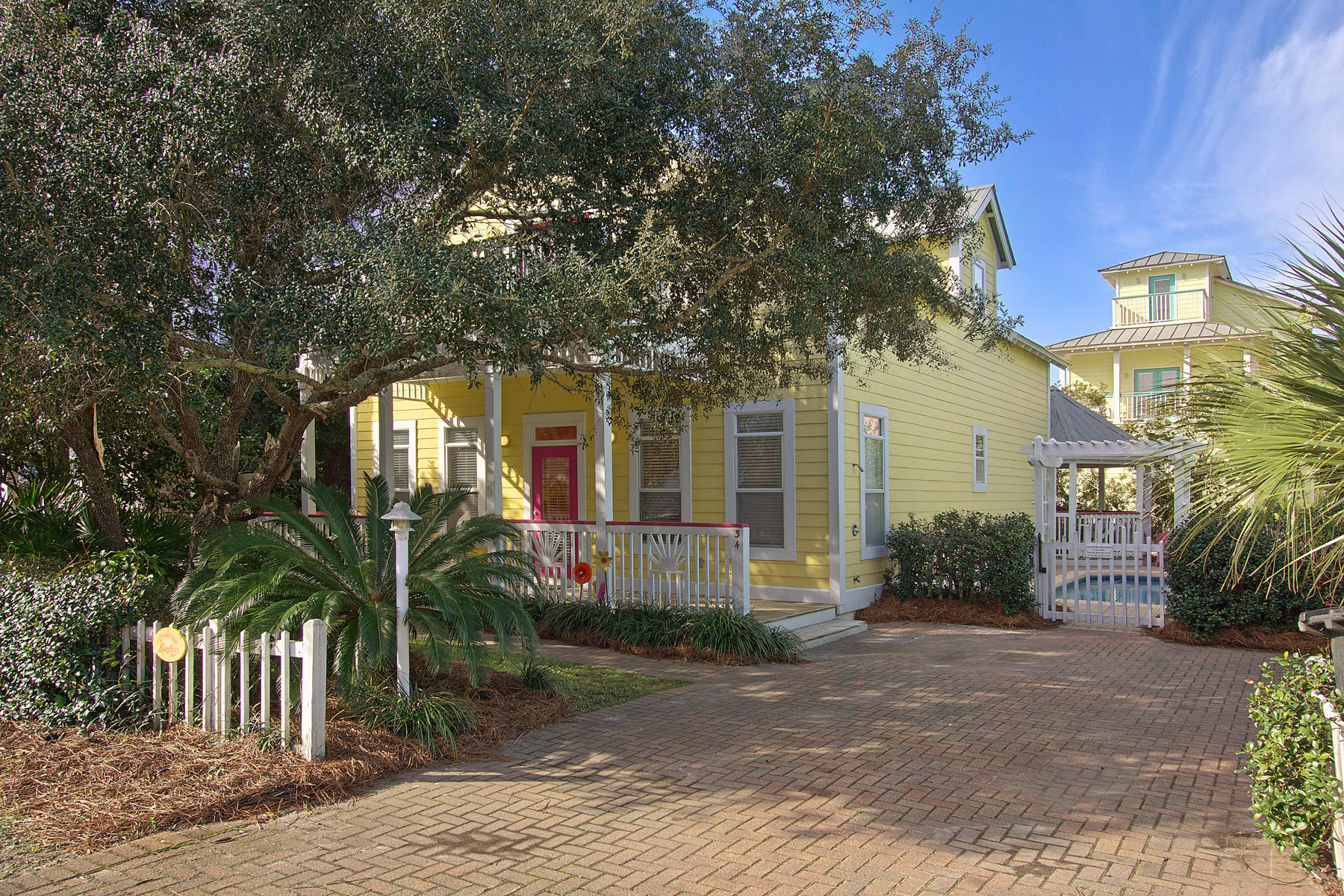 SUNRISE BEACH - Residential