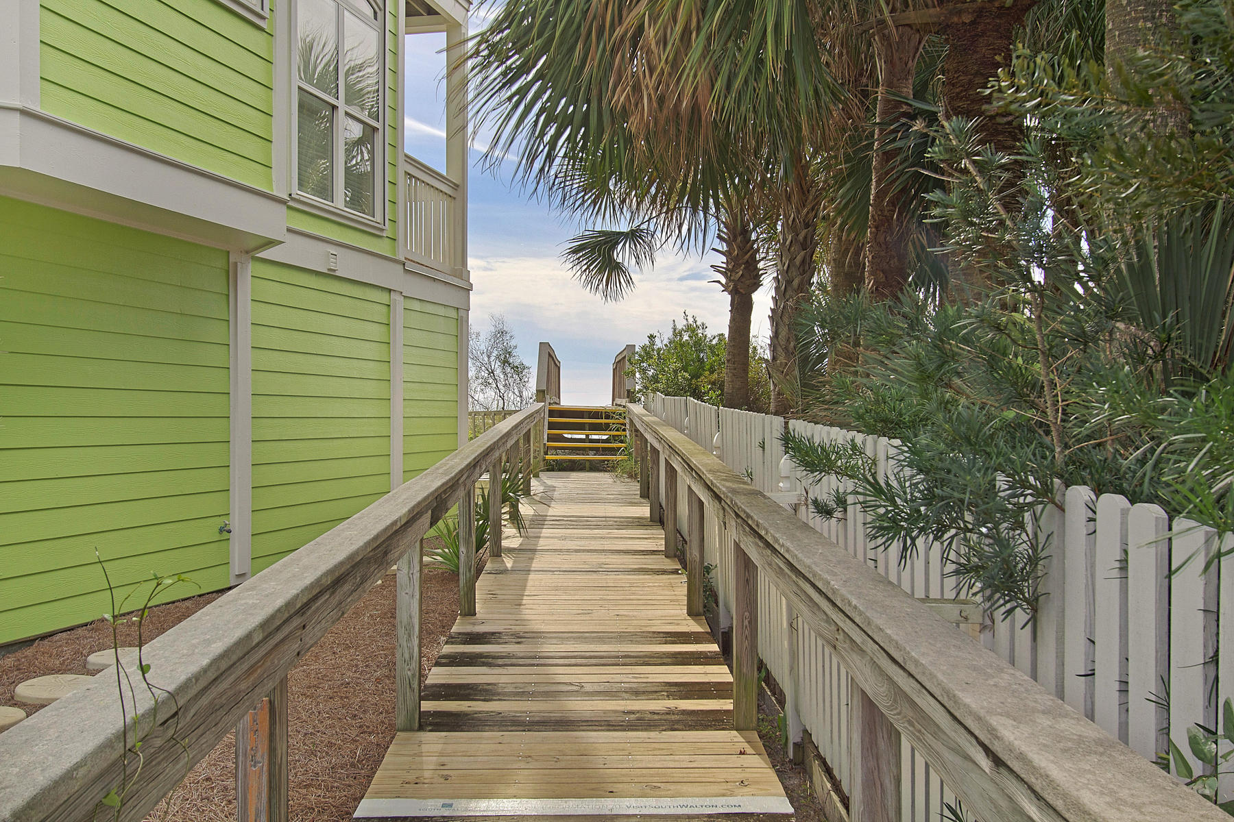 SUNRISE BEACH - Residential