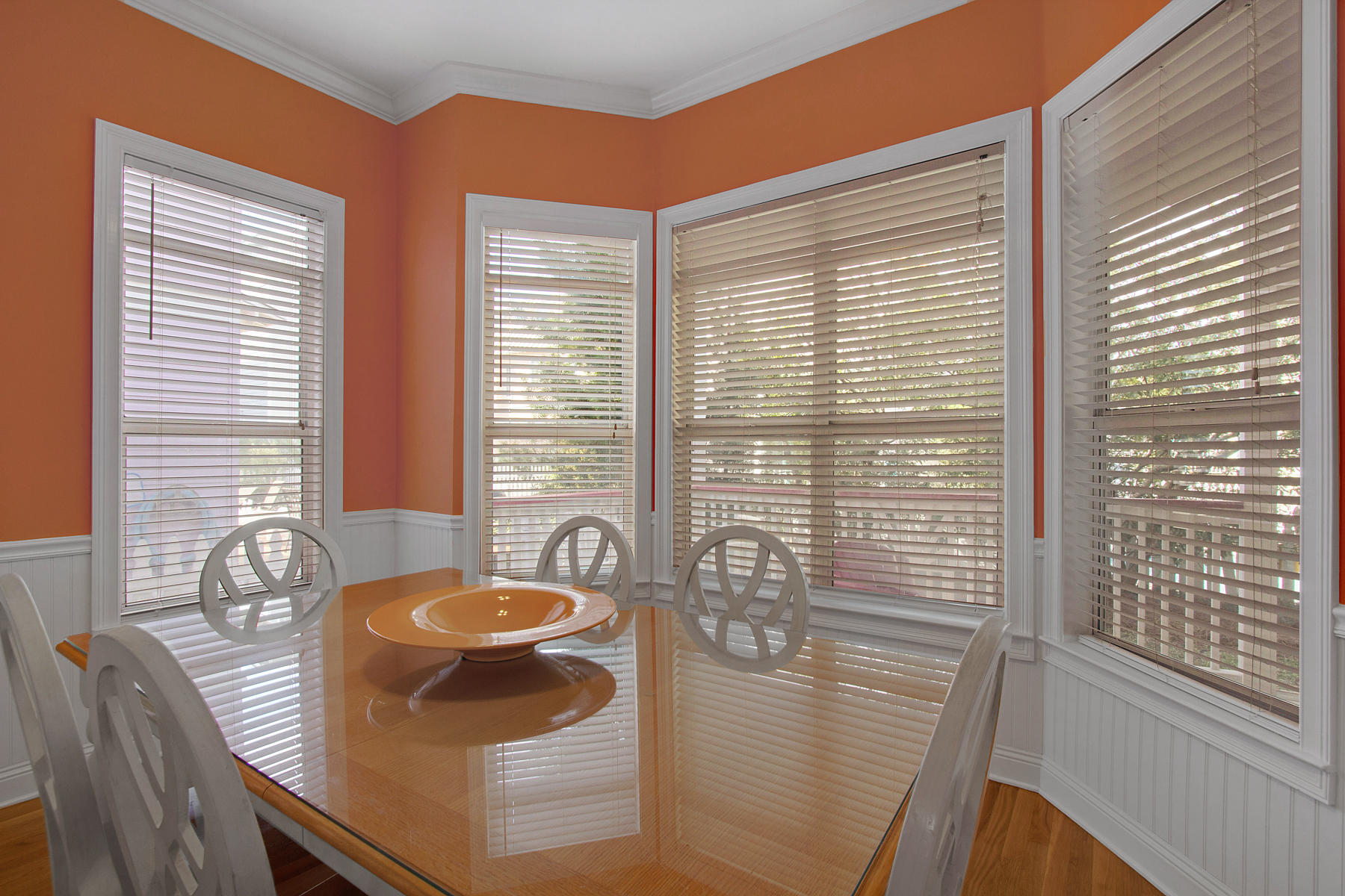 SUNRISE BEACH - Residential