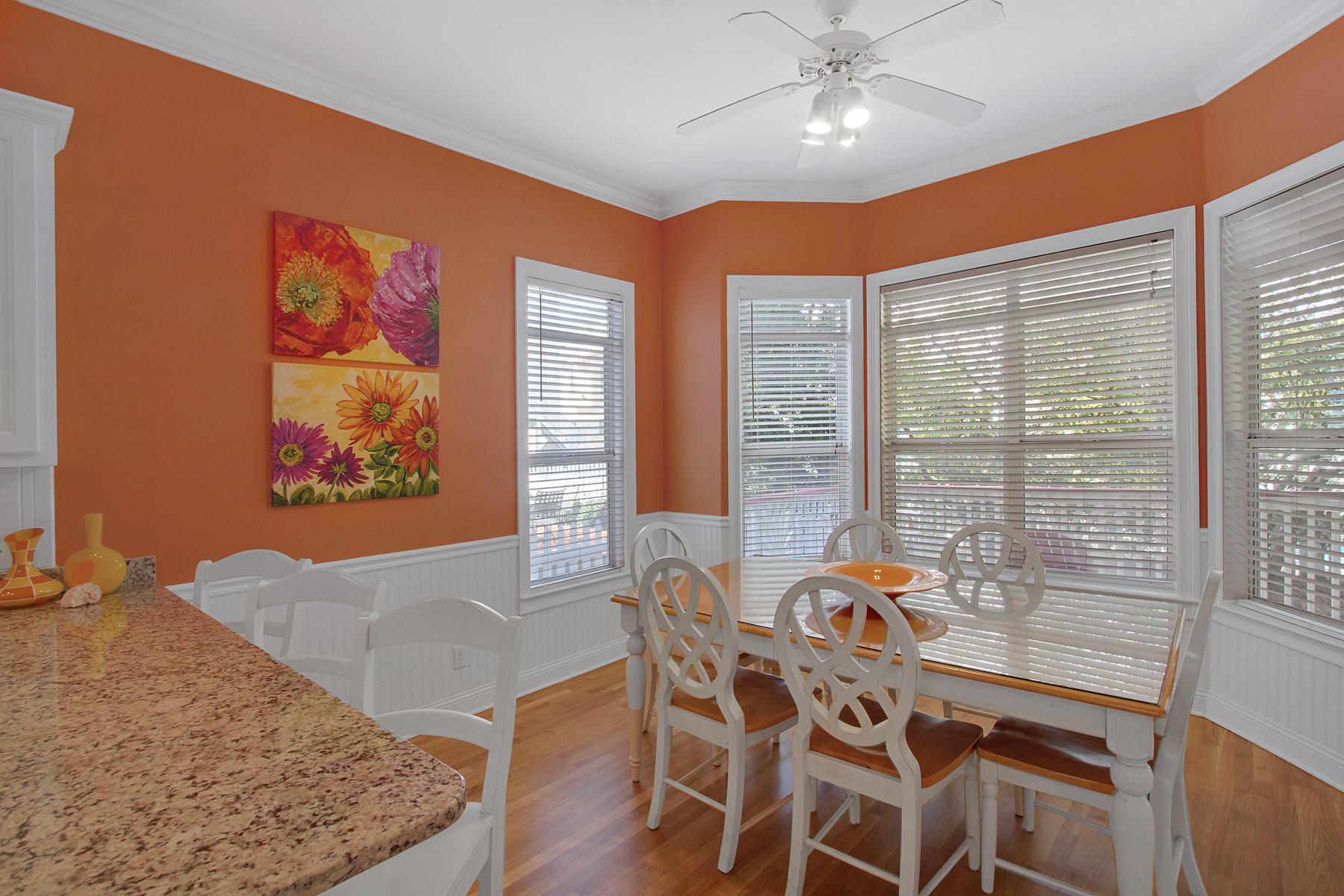 SUNRISE BEACH - Residential