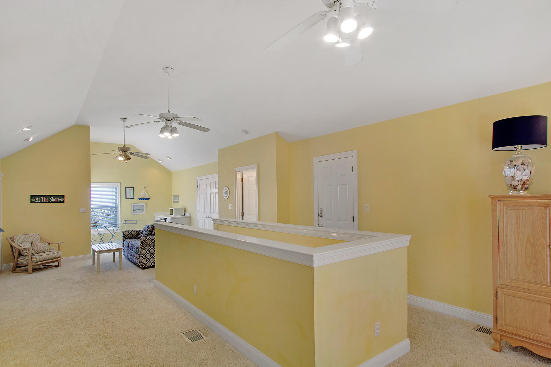 SUNRISE BEACH - Residential