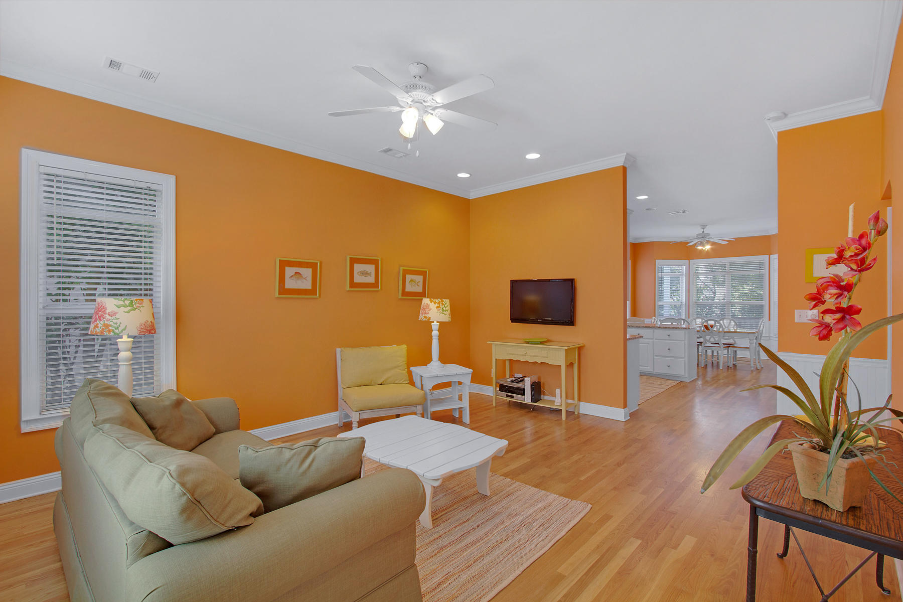 SUNRISE BEACH - Residential