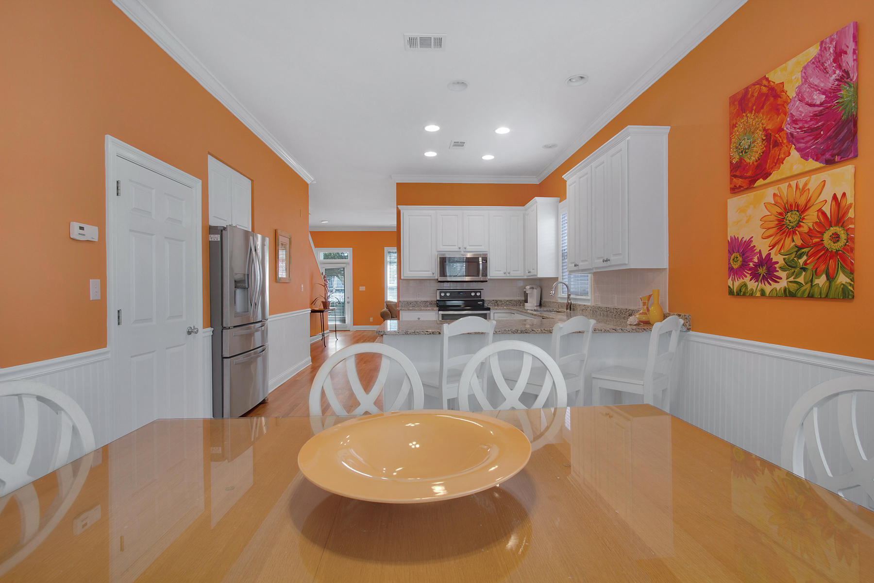 SUNRISE BEACH - Residential