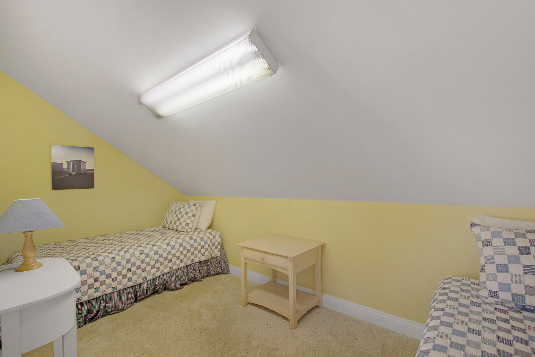 SUNRISE BEACH - Residential