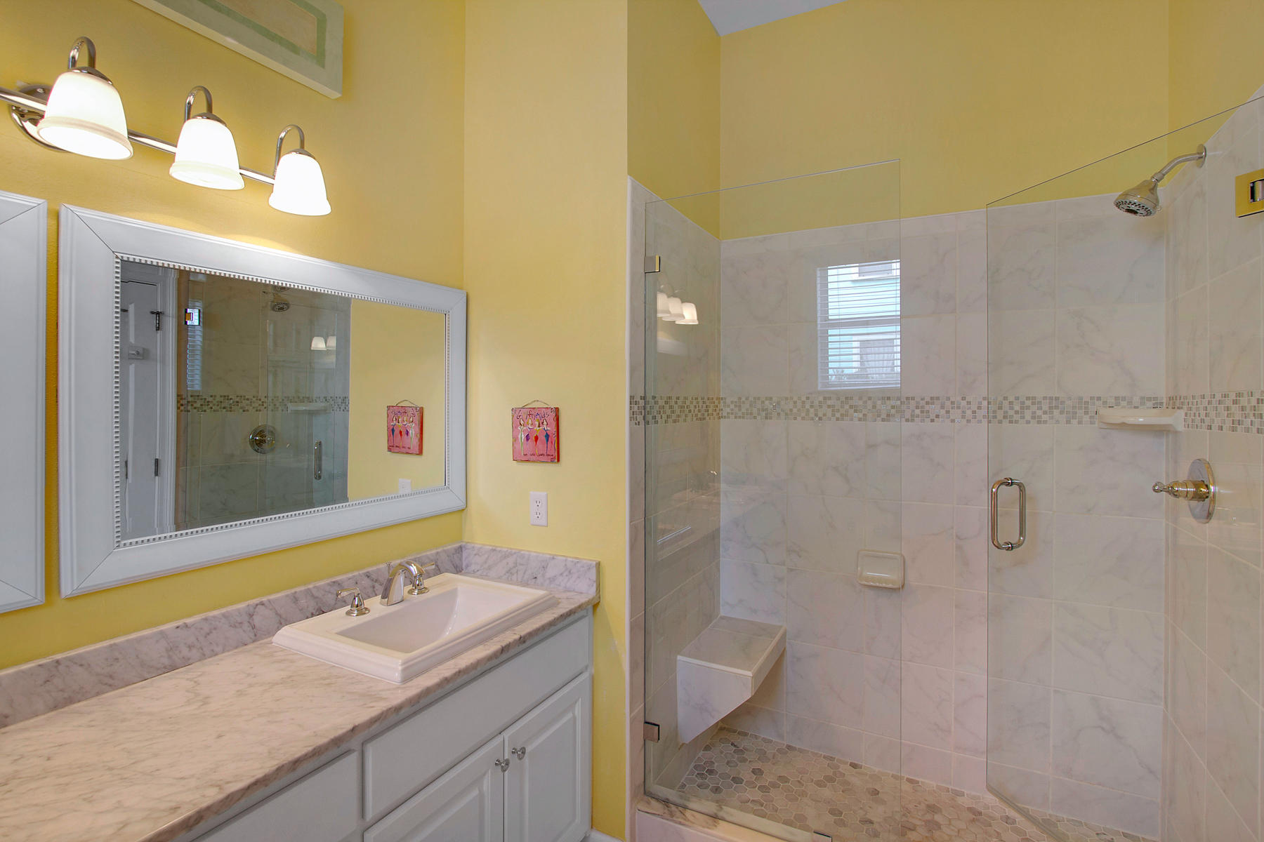 SUNRISE BEACH - Residential