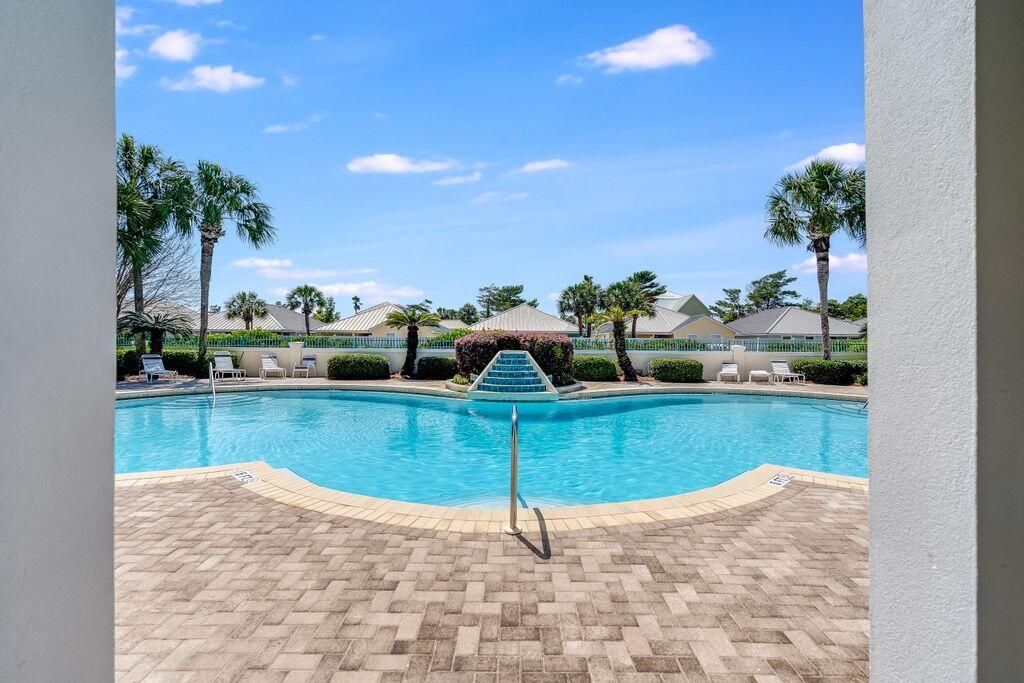 AVALON BEACH ESTATES - Residential