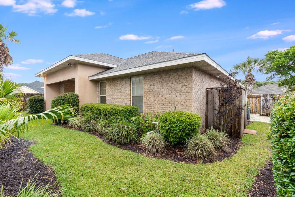 AVALON BEACH ESTATES - Residential