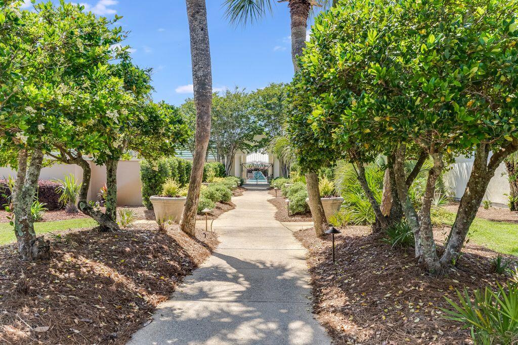 AVALON BEACH ESTATES - Residential