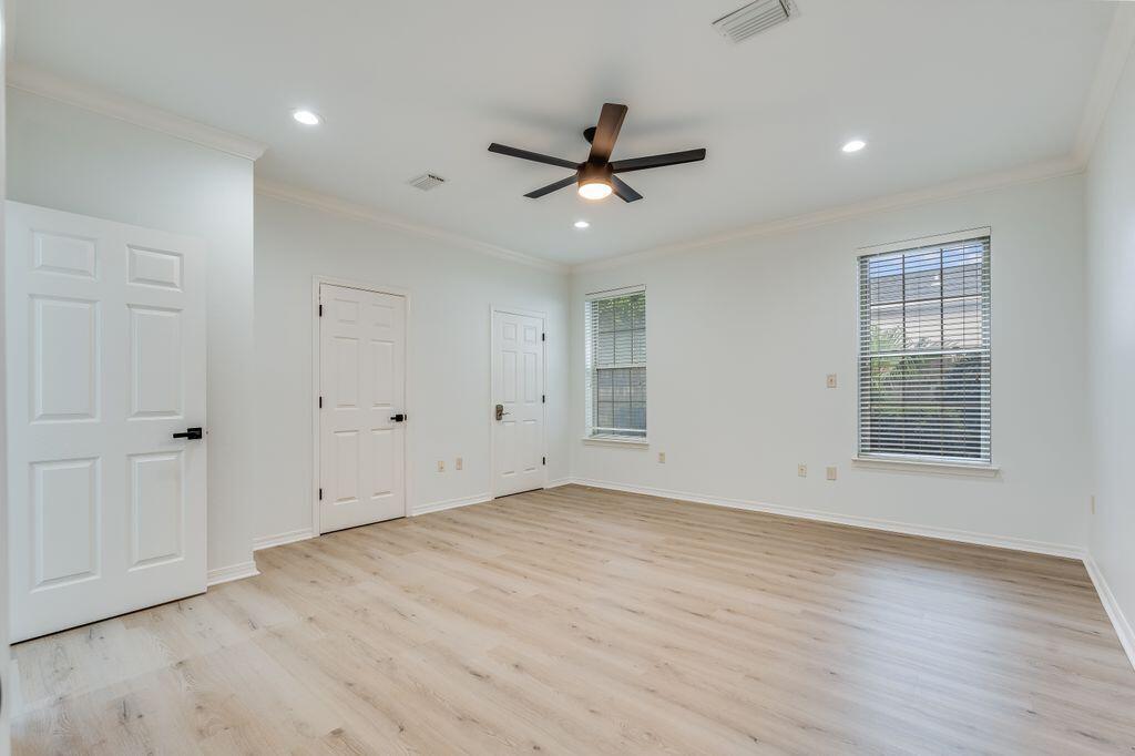 AVALON BEACH ESTATES - Residential