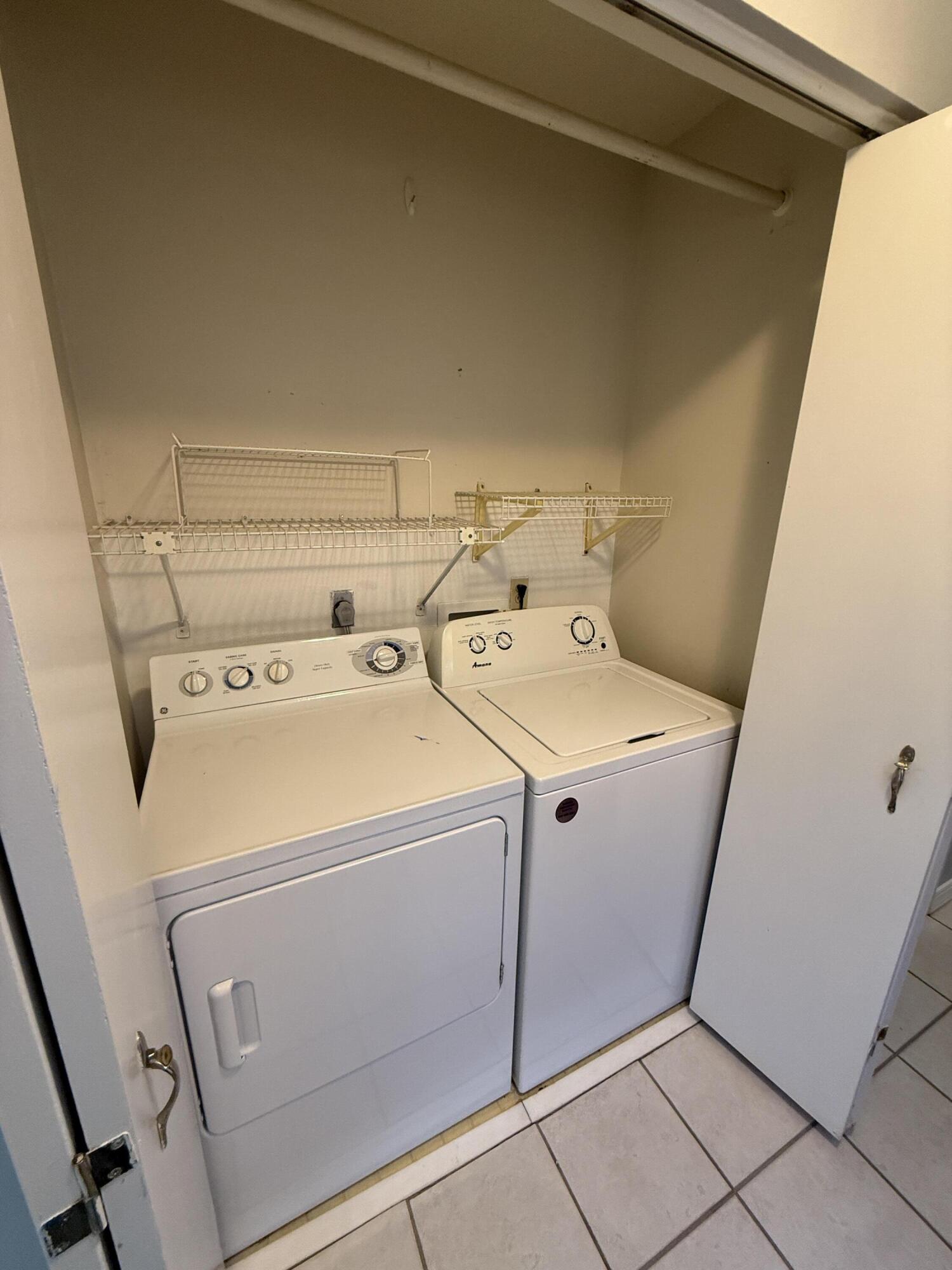 POST OAK PLACE PH 2 - Residential