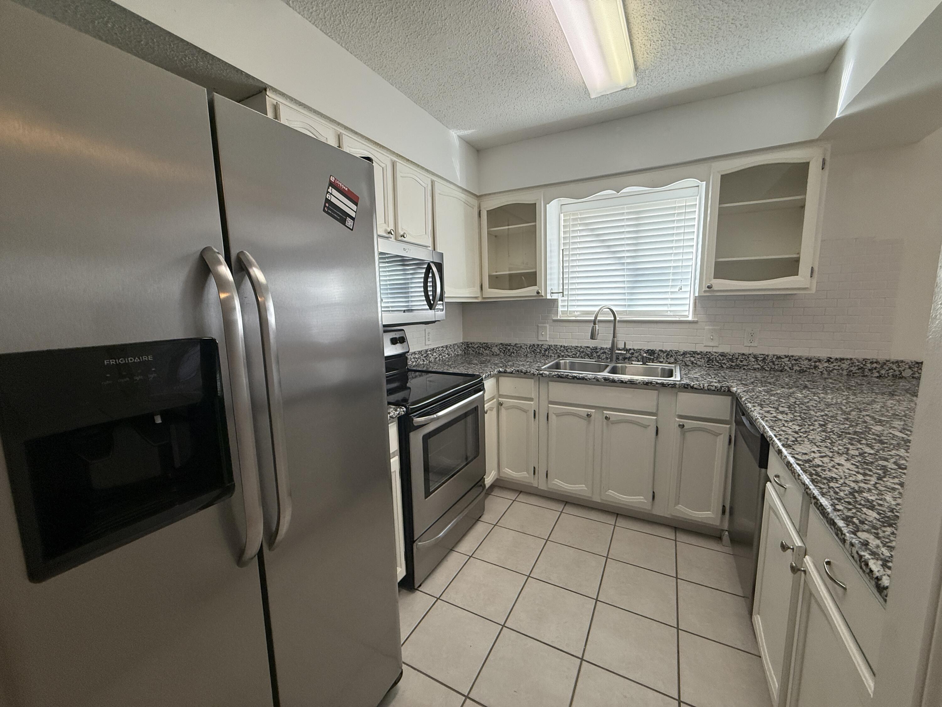 POST OAK PLACE PH 2 - Residential