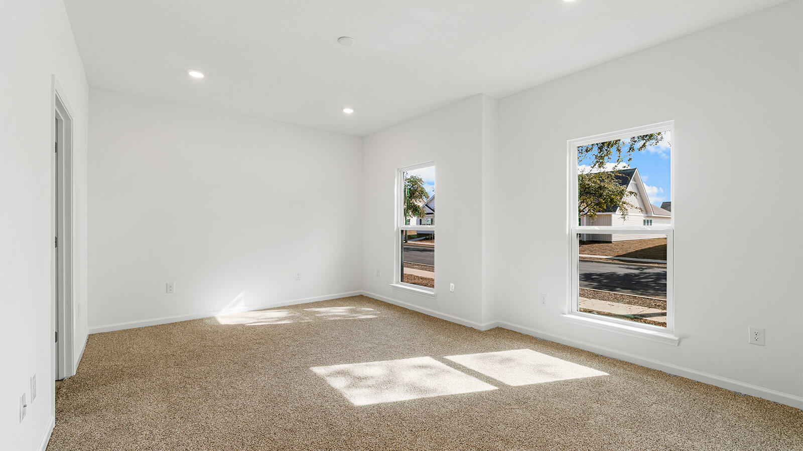 Owl's Head East - Residential